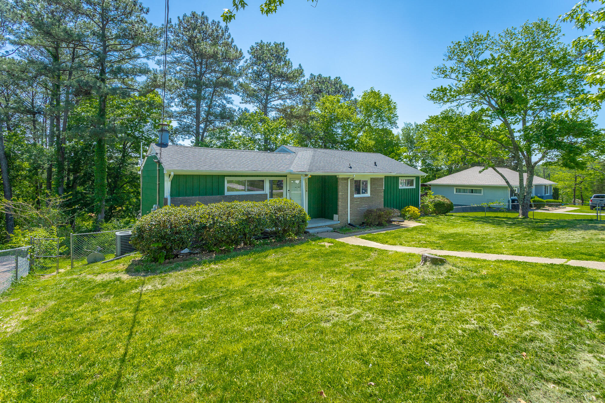 1116 Edwin Lane