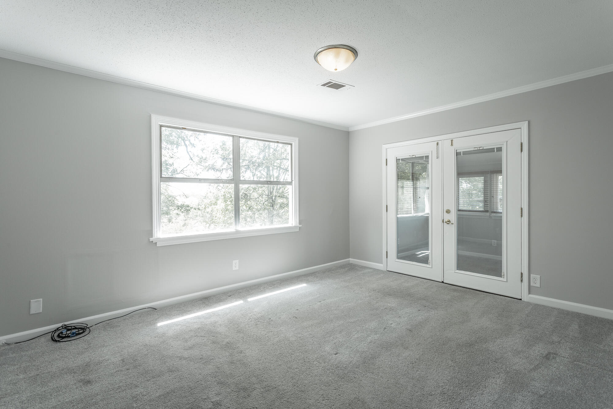 1116 Edwin Lane