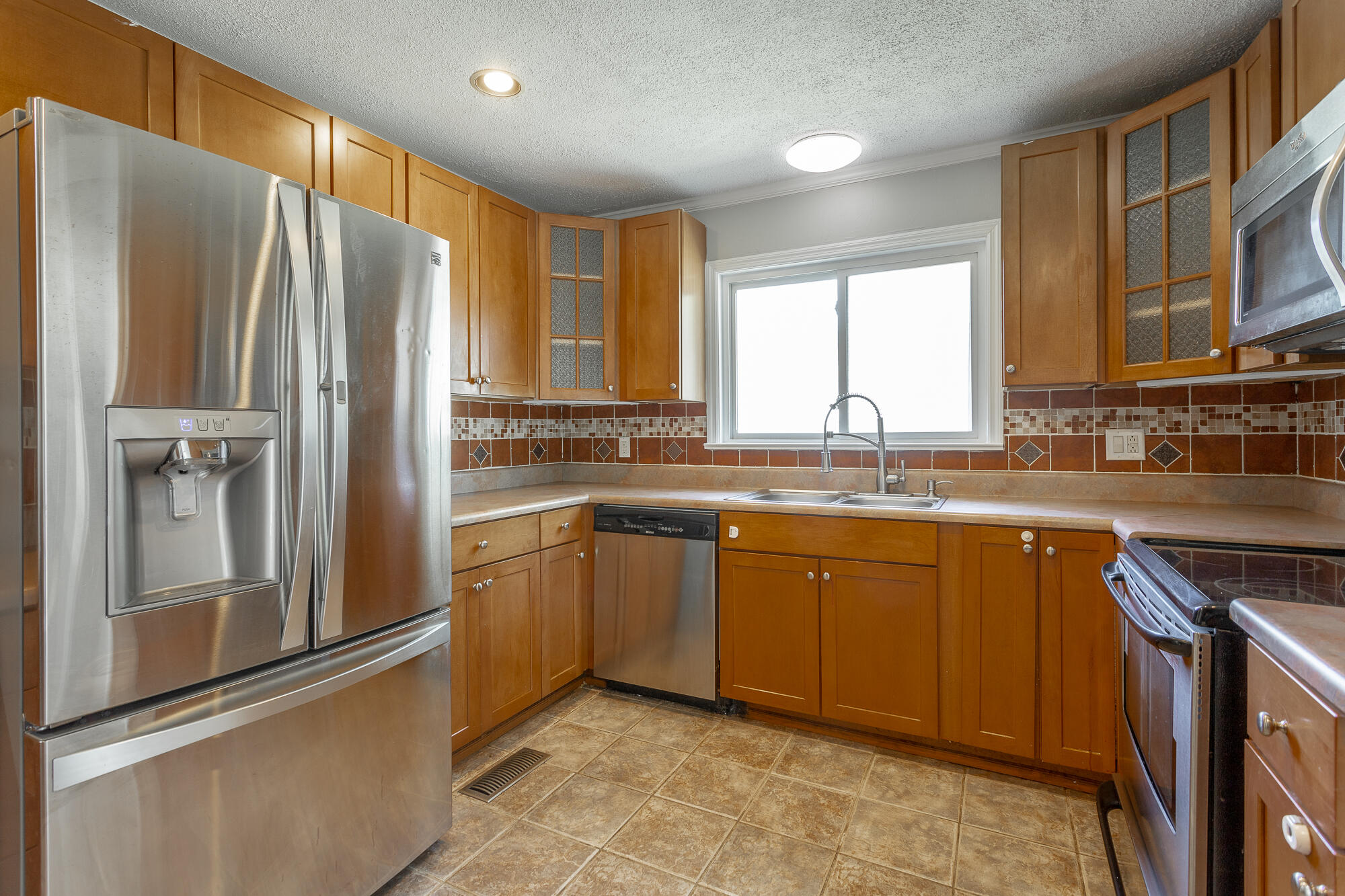 1116 Edwin Lane