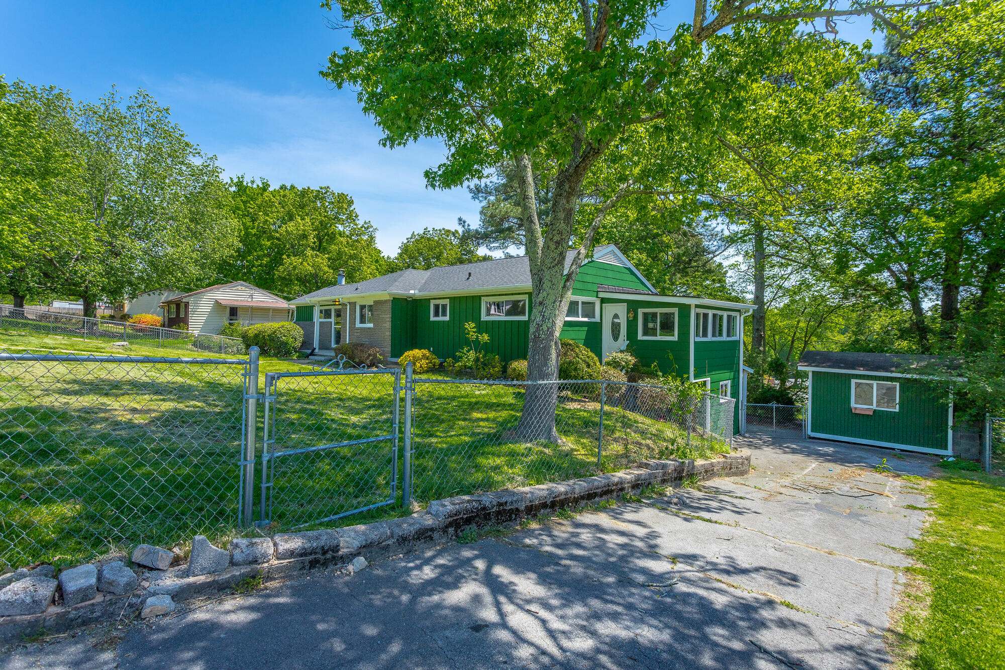 1116 Edwin Lane