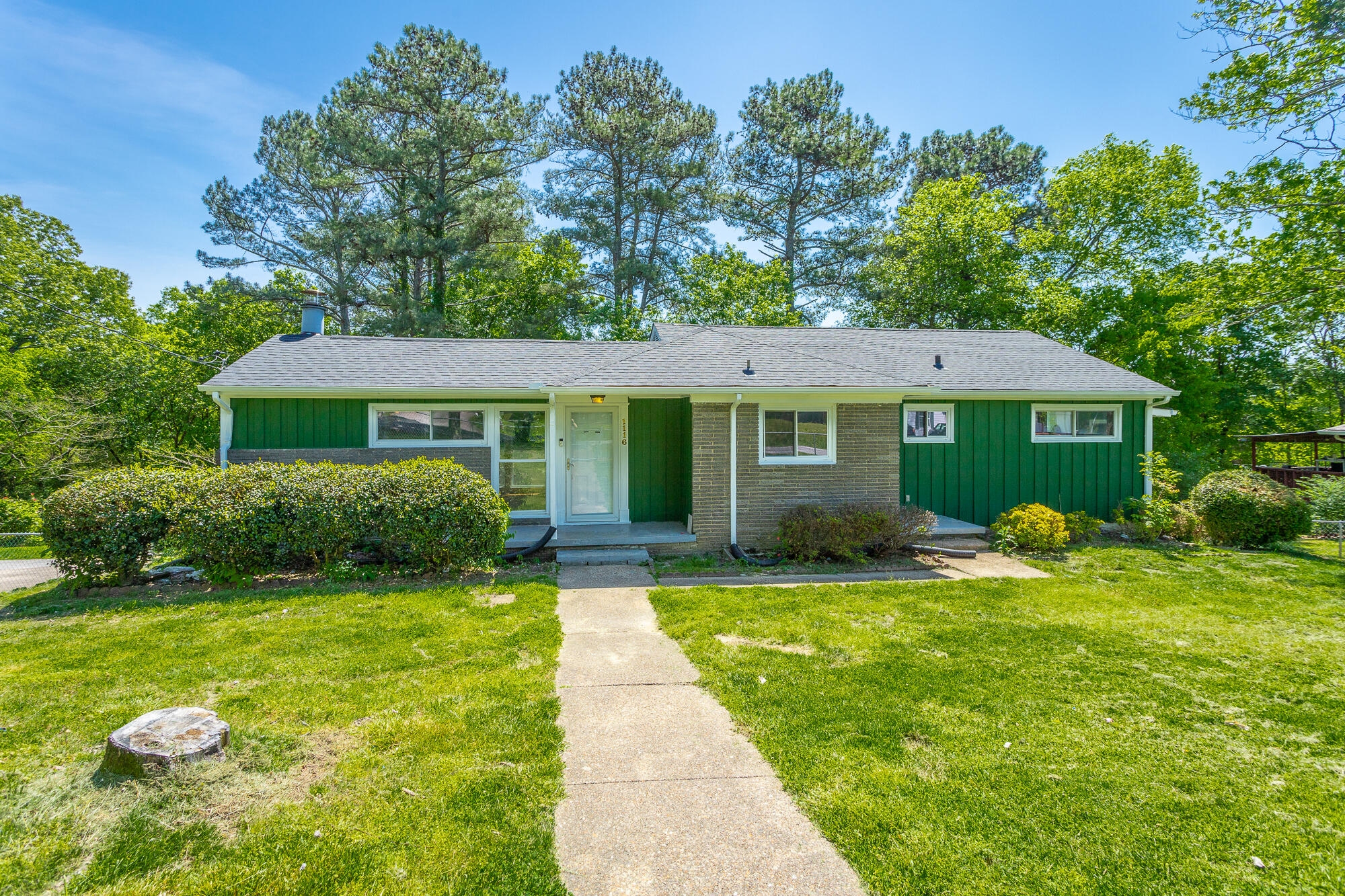1116 Edwin Lane