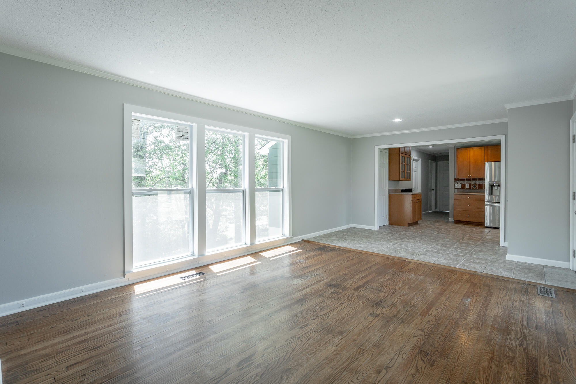1116 Edwin Lane