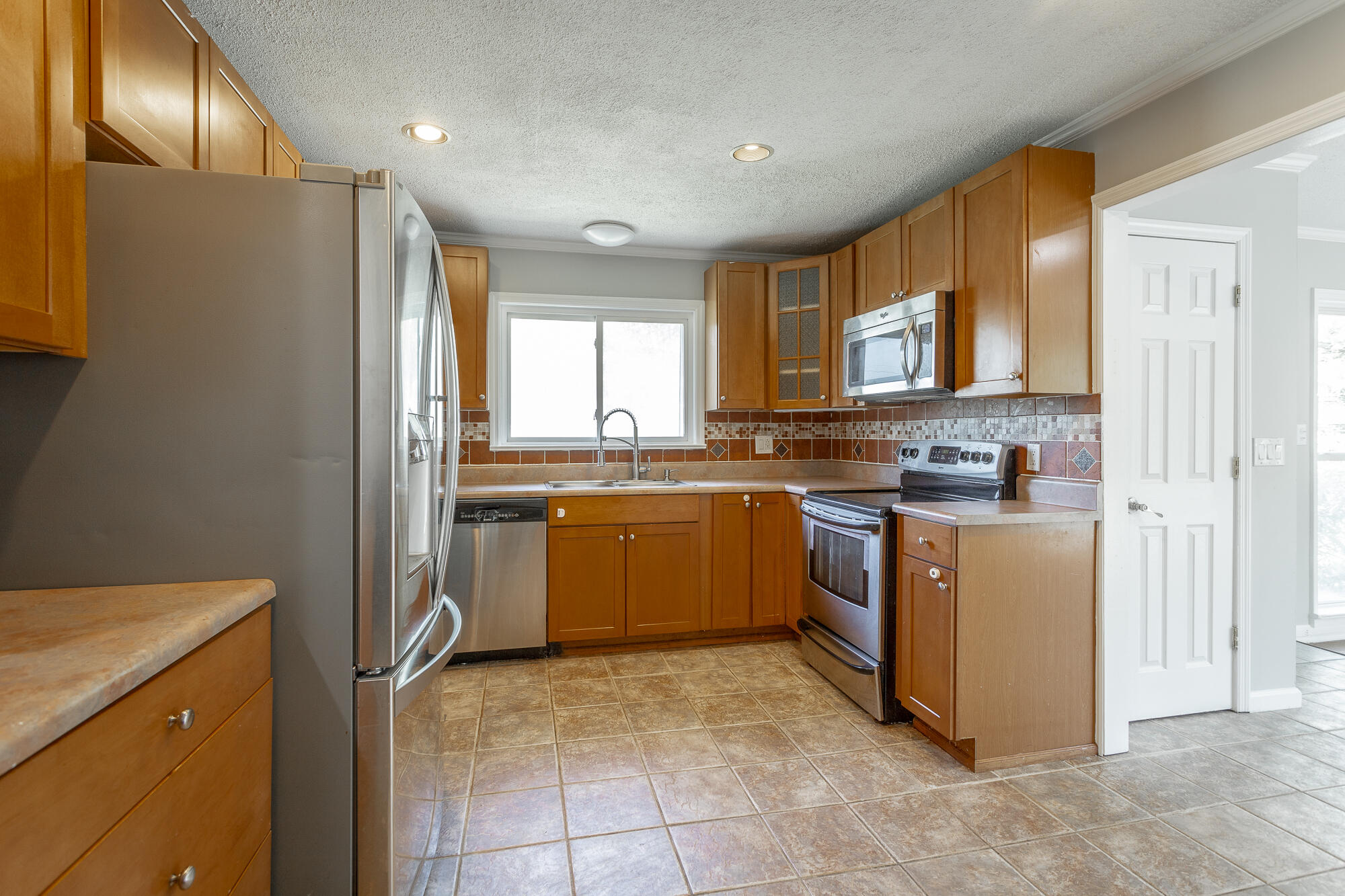 1116 Edwin Lane
