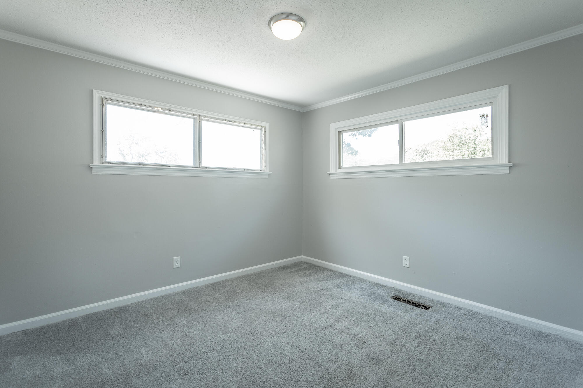 1116 Edwin Lane