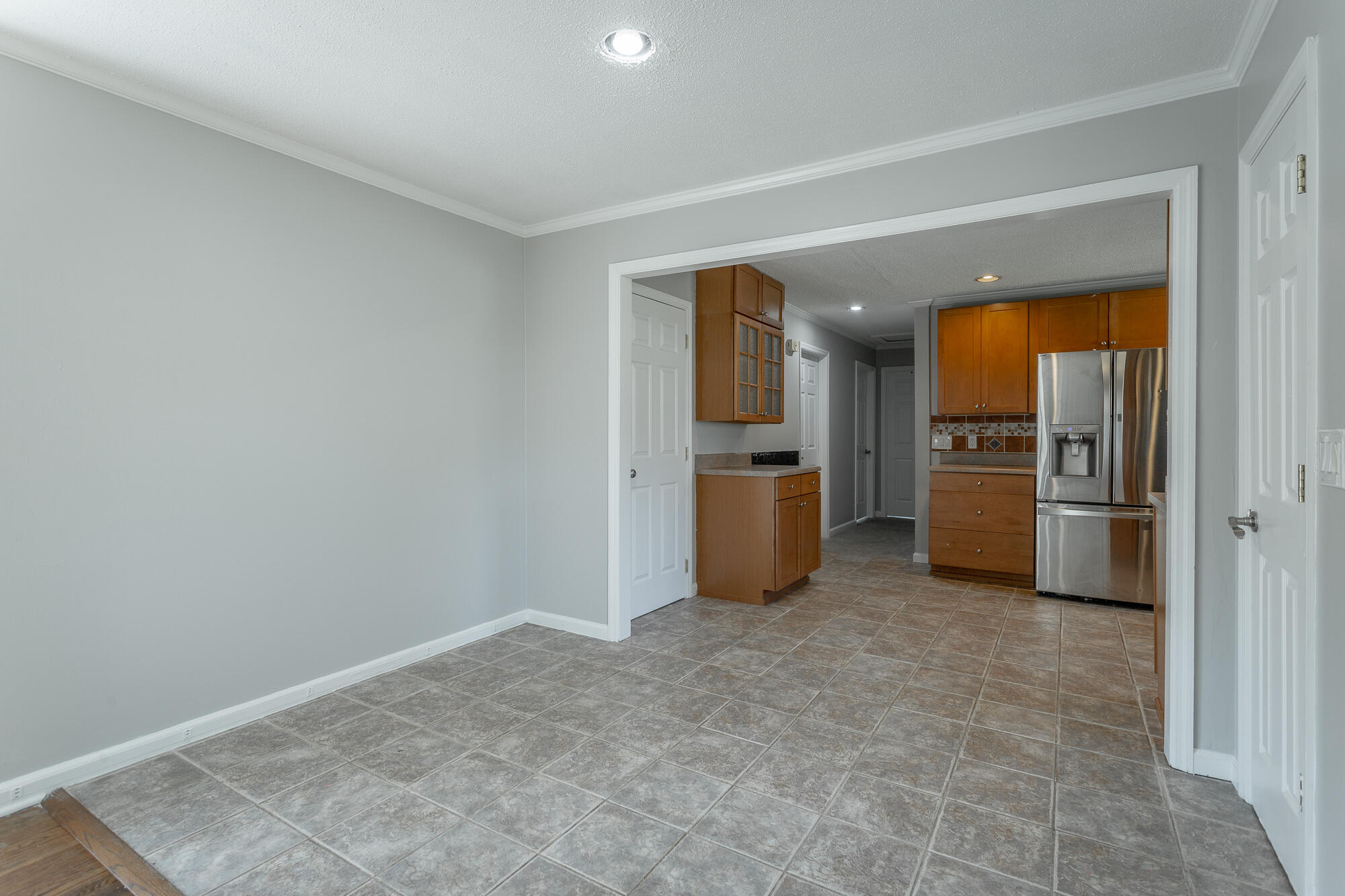 1116 Edwin Lane