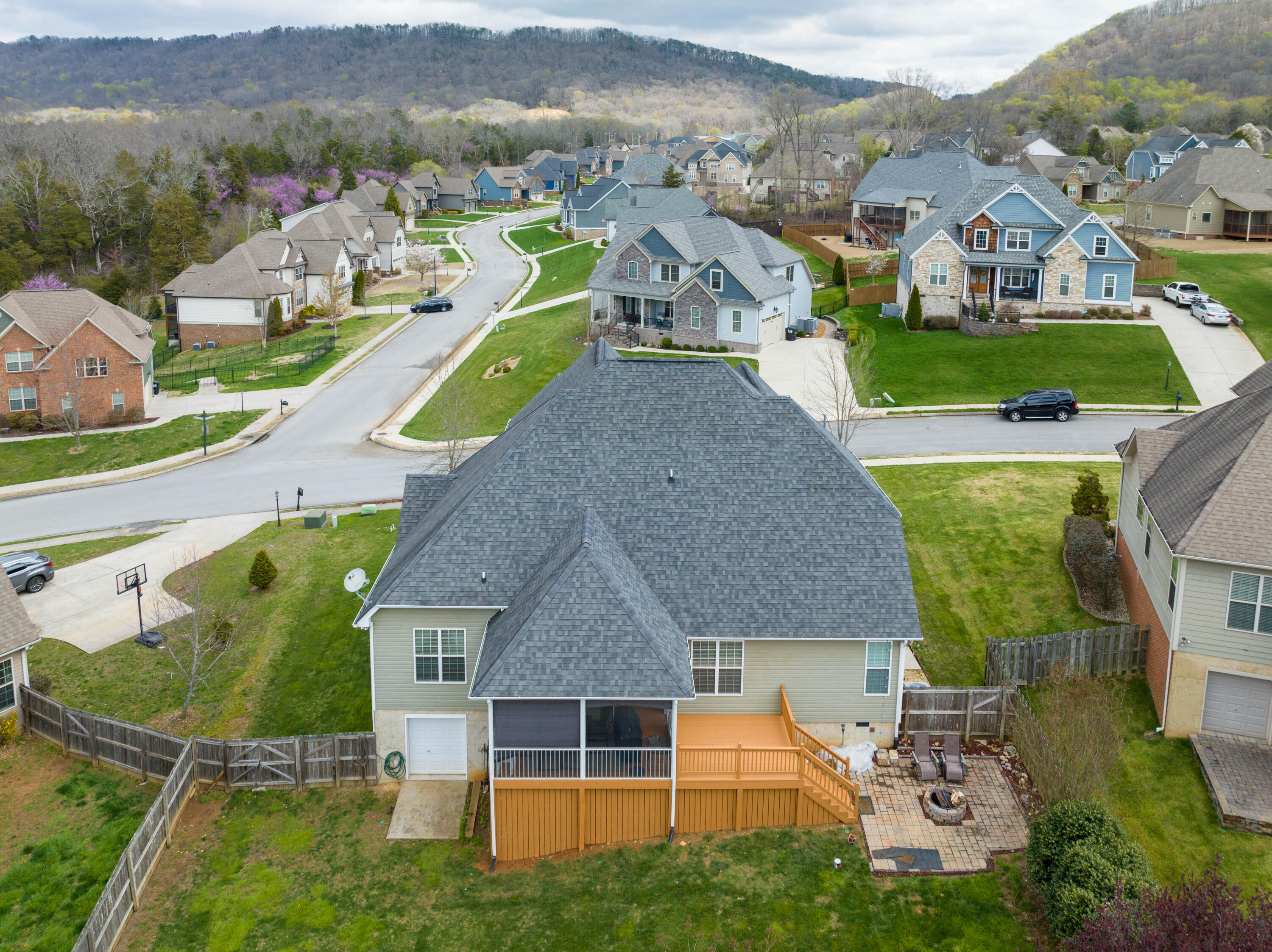 8746 Mckenzie Farm Drive