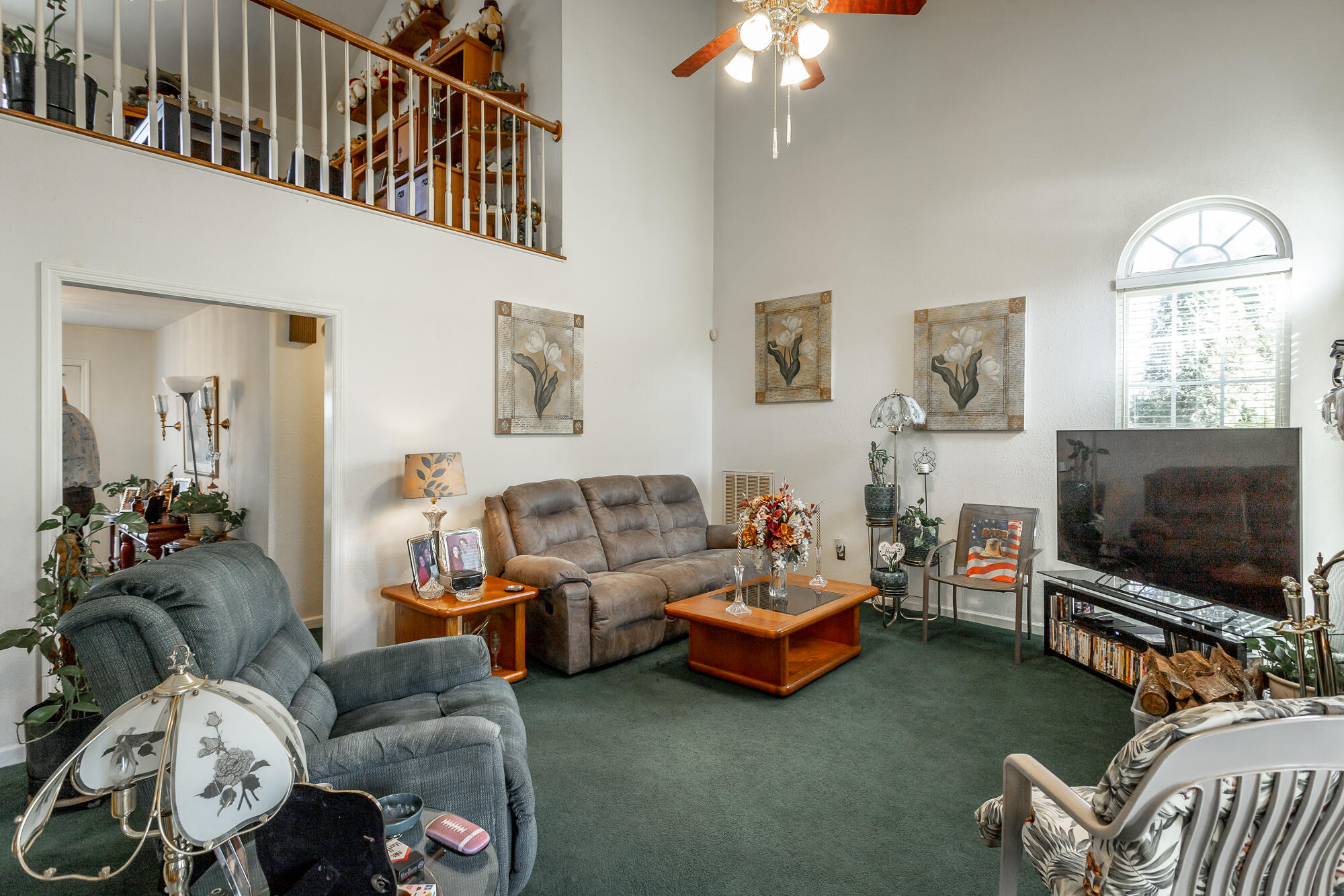 2925 S Gold Point Circle