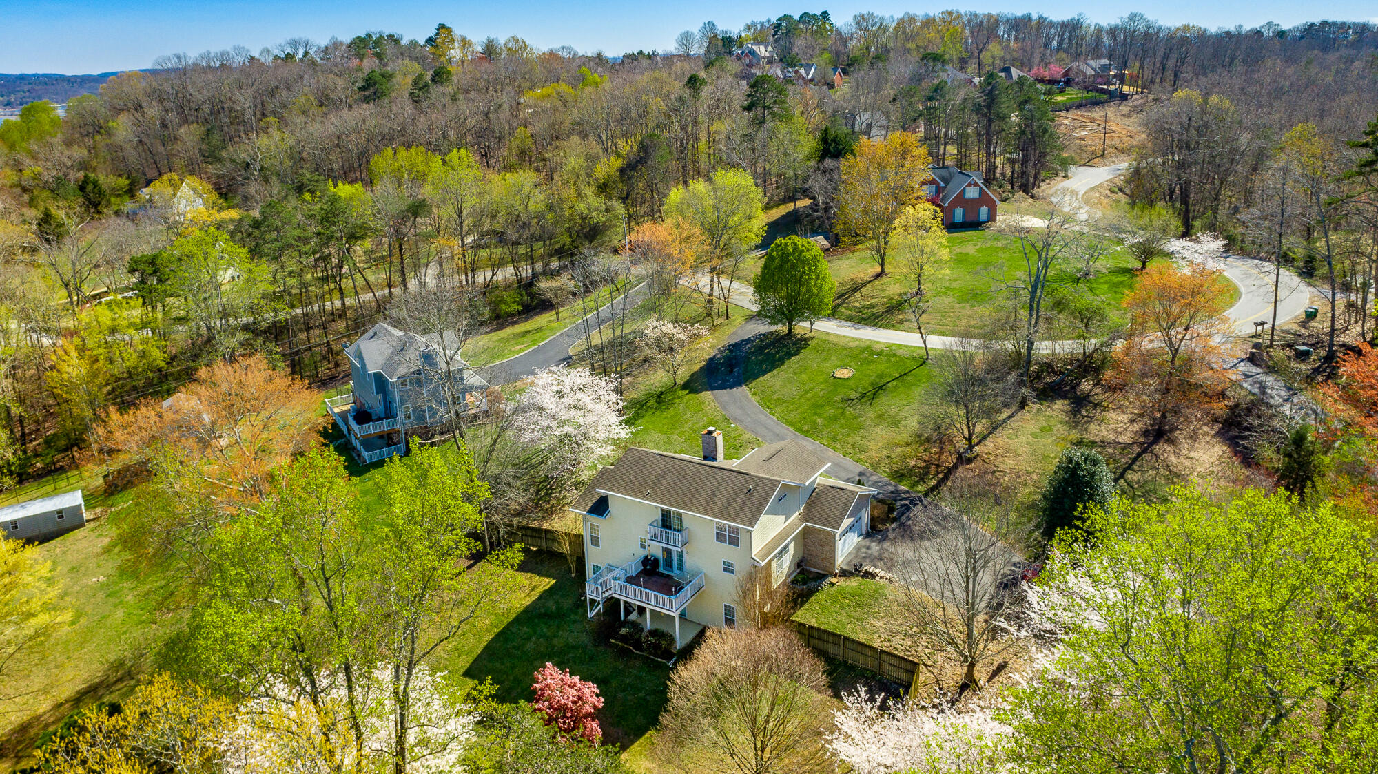 2925 S Gold Point Circle