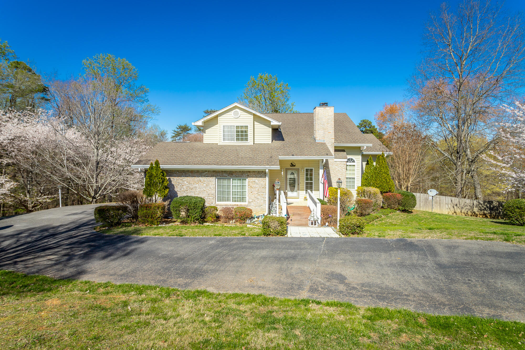 2925 S Gold Point Circle