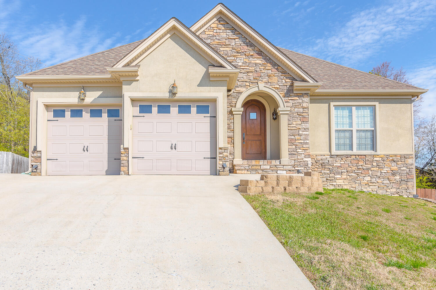 6604 Kenton Ridge Circle