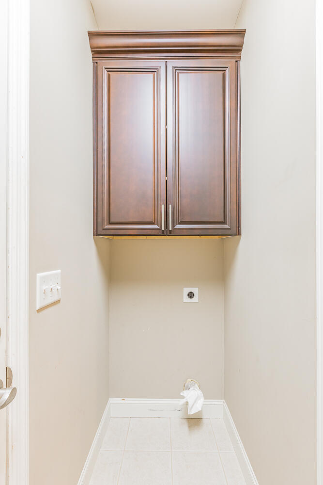 6604 Kenton Ridge Circle