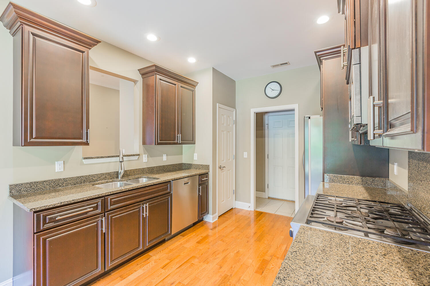 6604 Kenton Ridge Circle