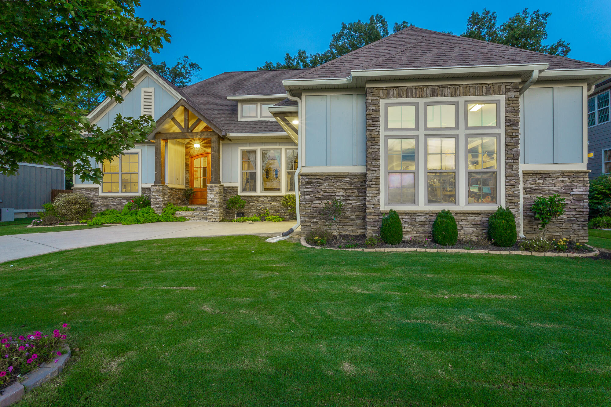 8789 Skybrook Drive