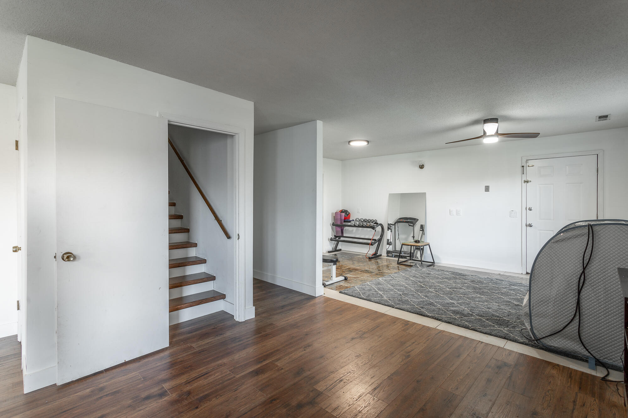 1214 Debbie Lane