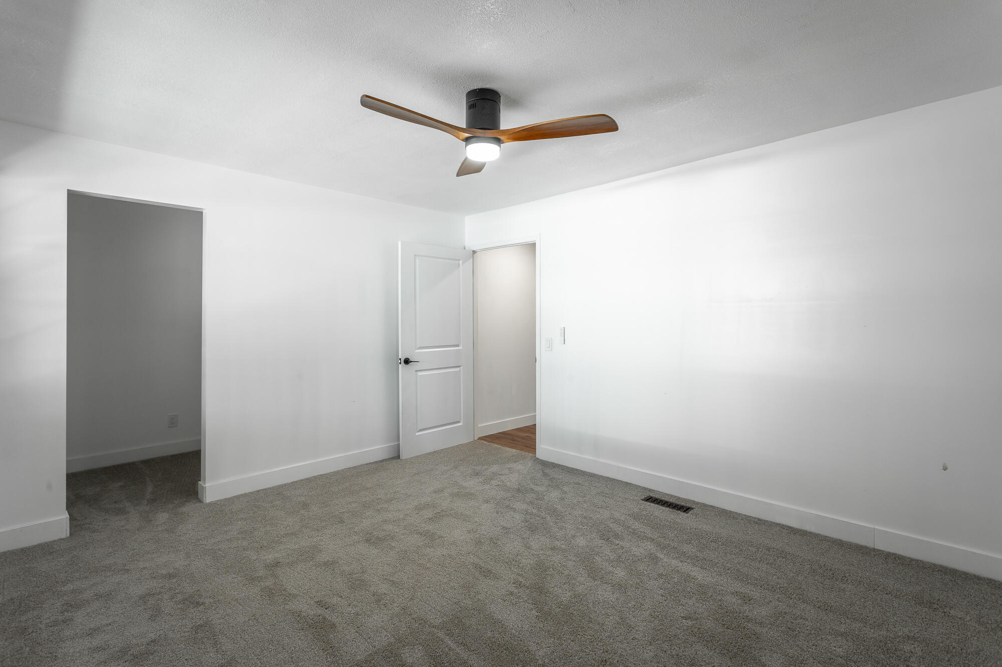 1214 Debbie Lane