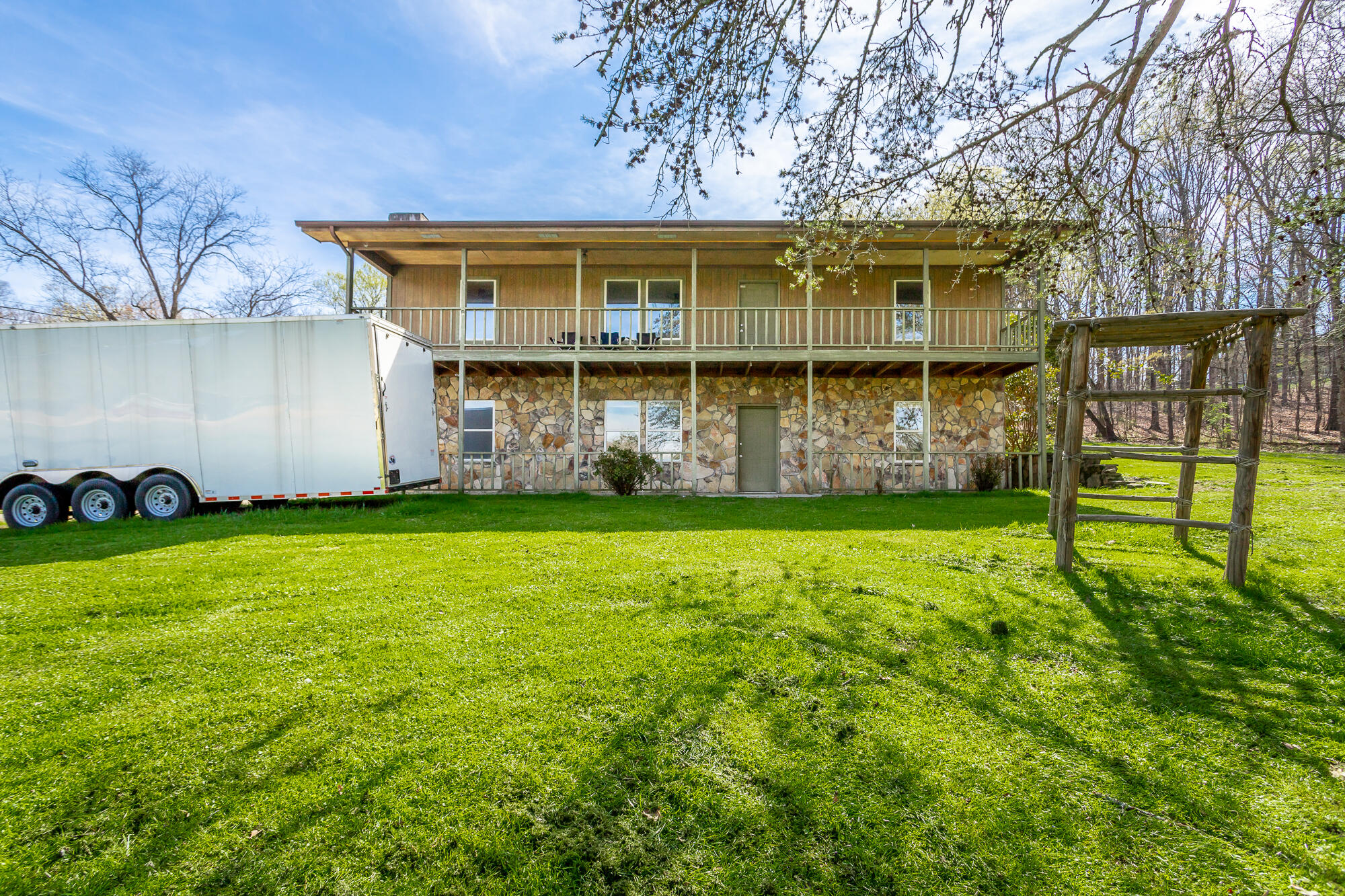 1214 Debbie Lane