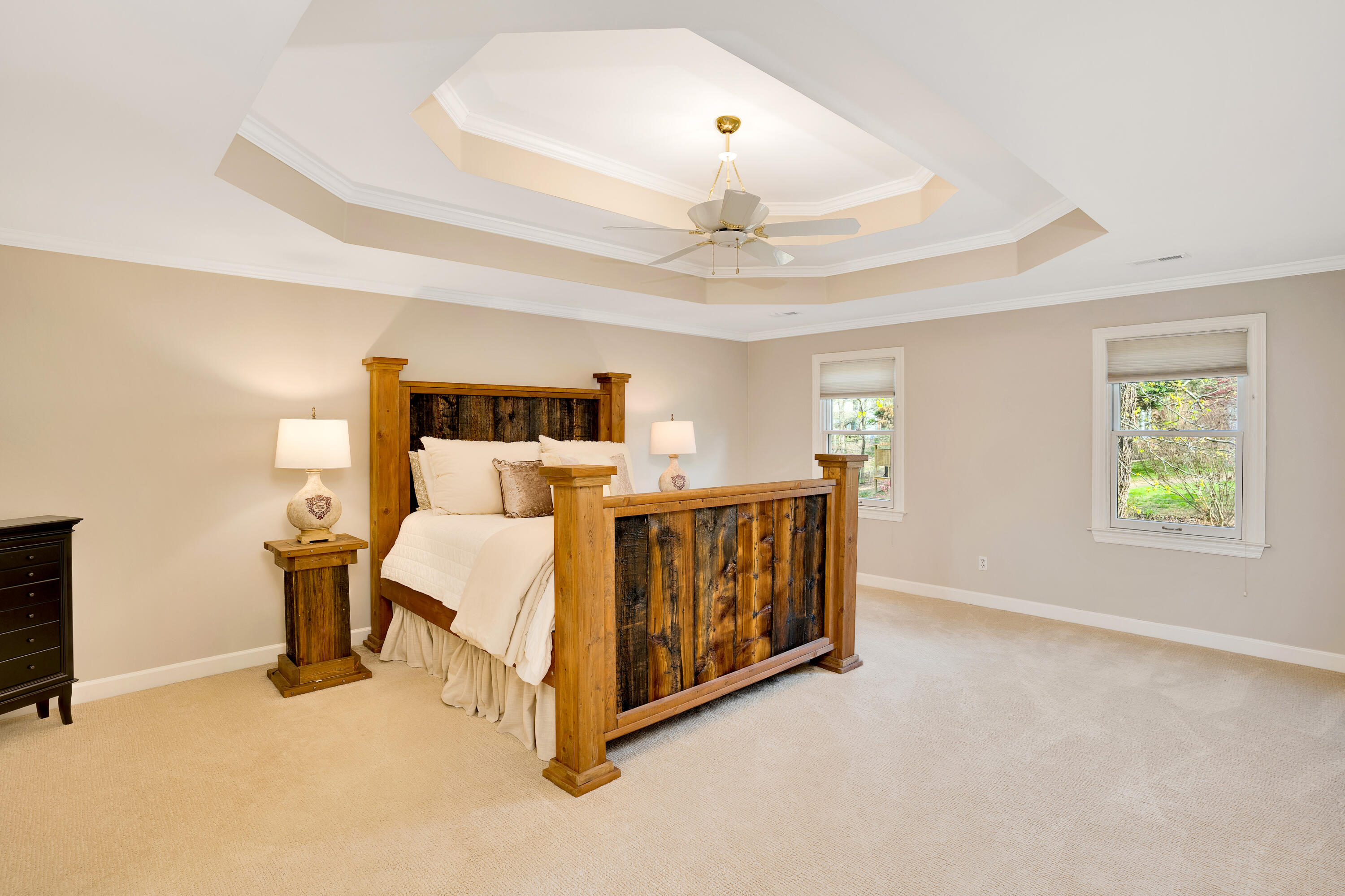 1905 Summer Breeze Lane