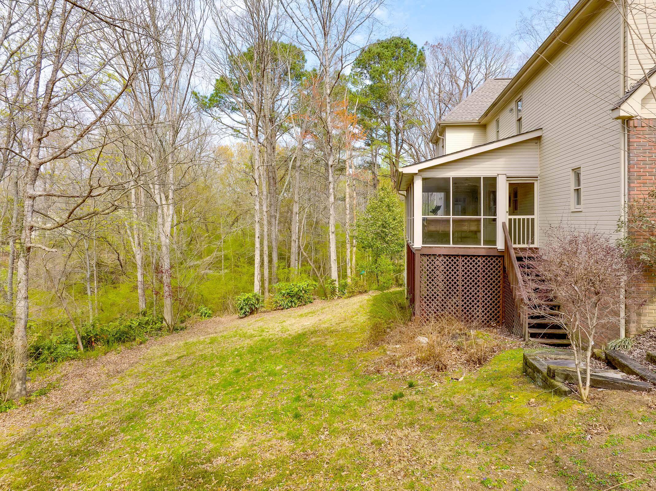 1905 Summer Breeze Lane