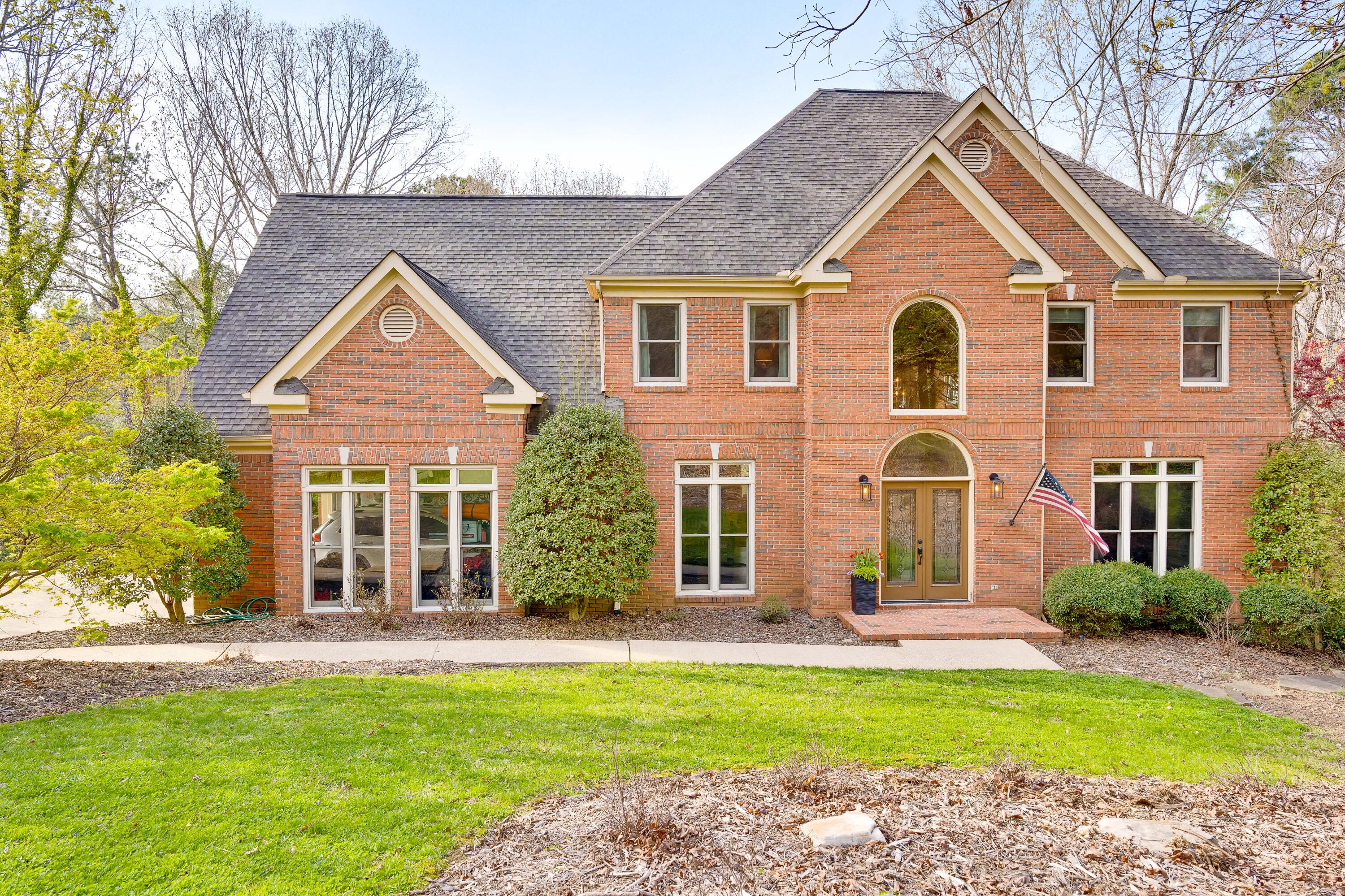 1905 Summer Breeze Lane