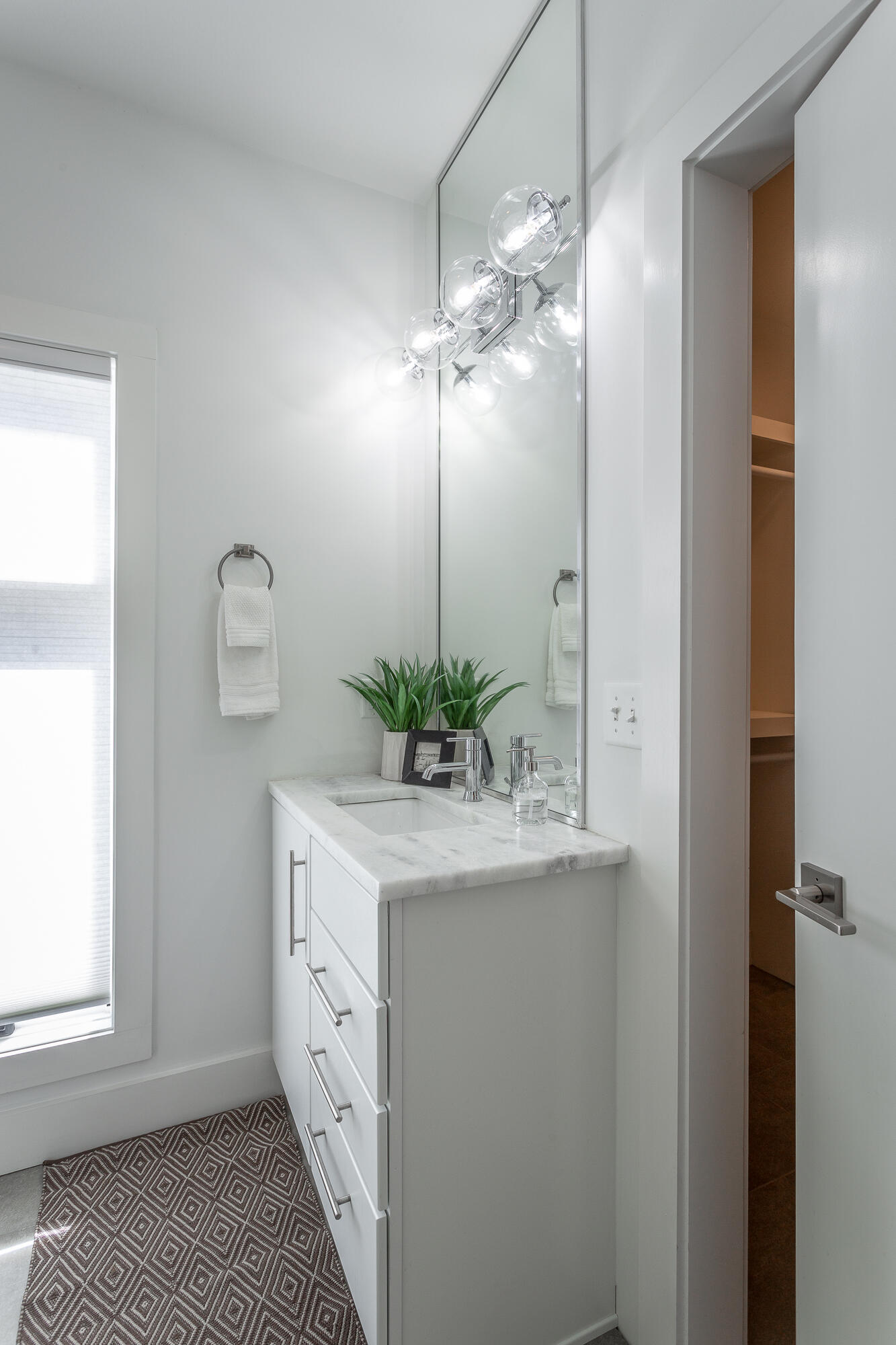 510 E Main Street, Unit 116
