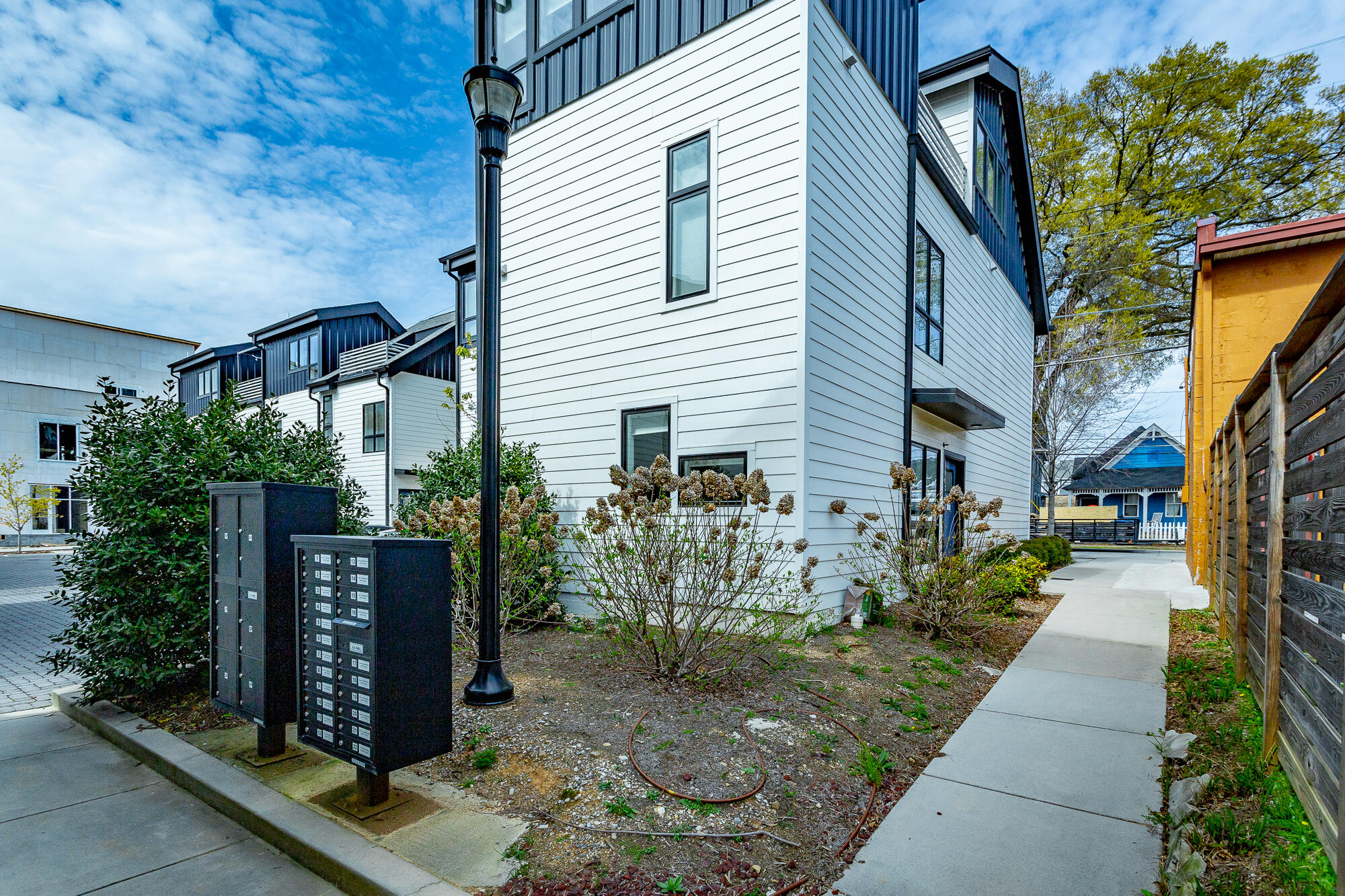 510 E Main Street, Unit 116