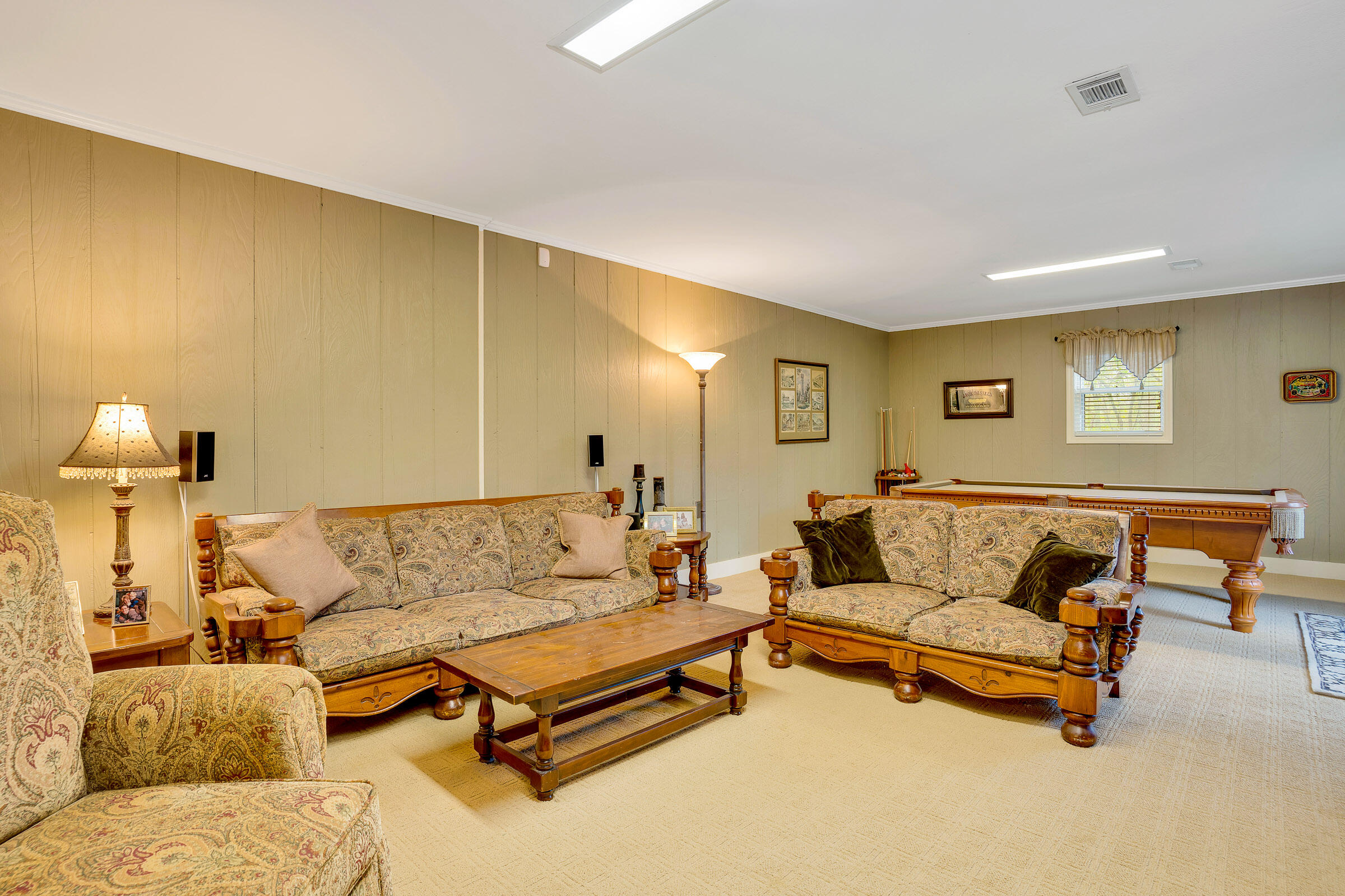 1032 River Hills Circle