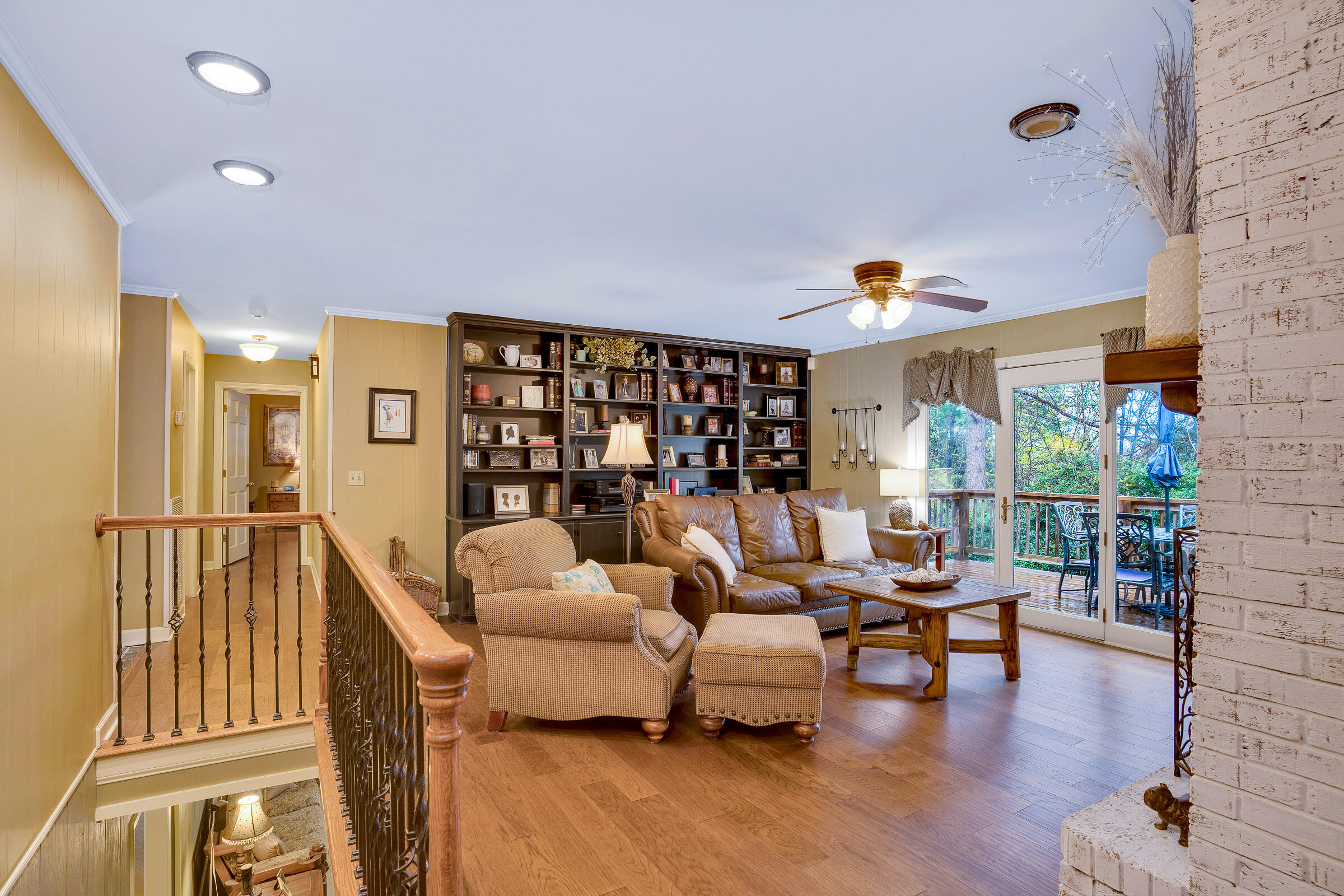 1032 River Hills Circle