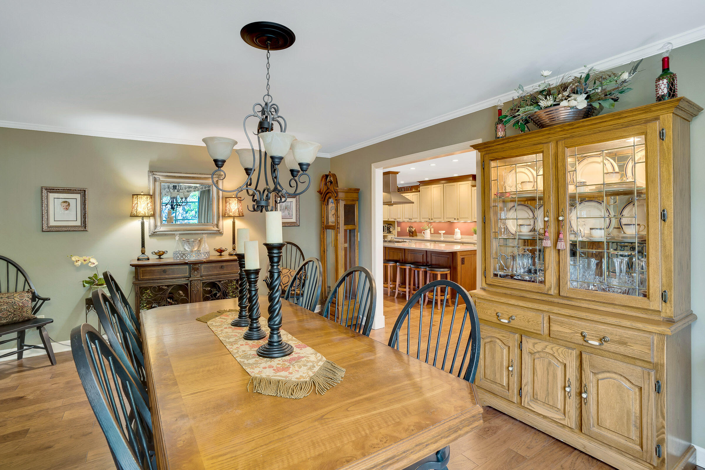 1032 River Hills Circle
