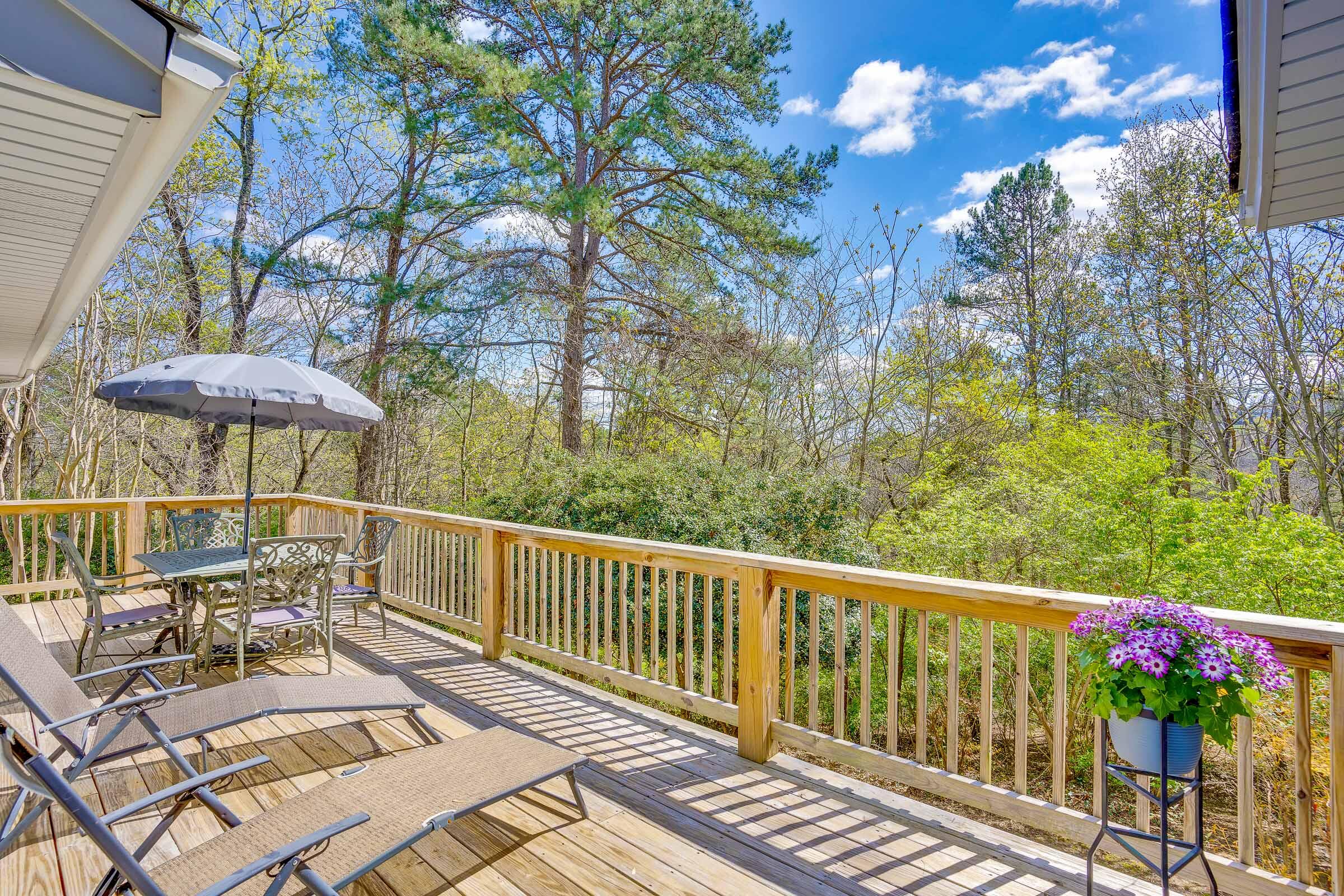 1032 River Hills Circle