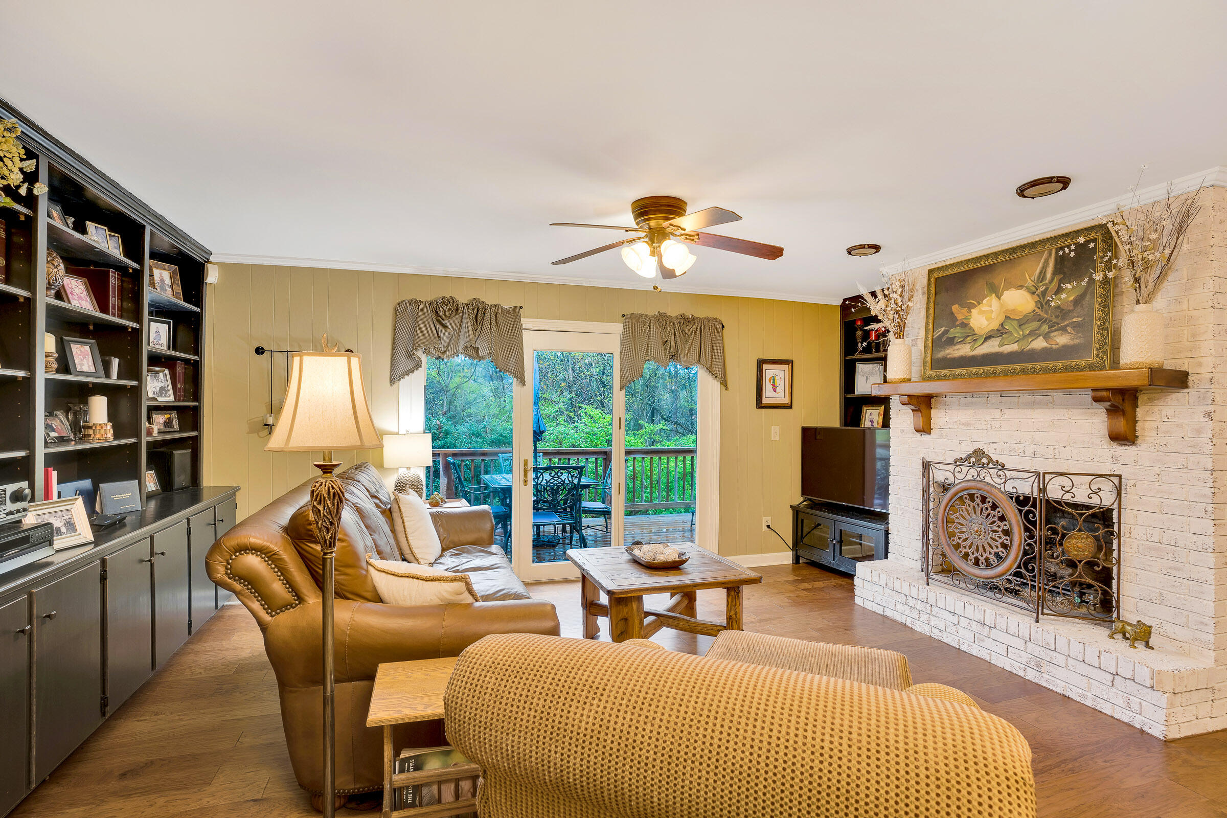 1032 River Hills Circle