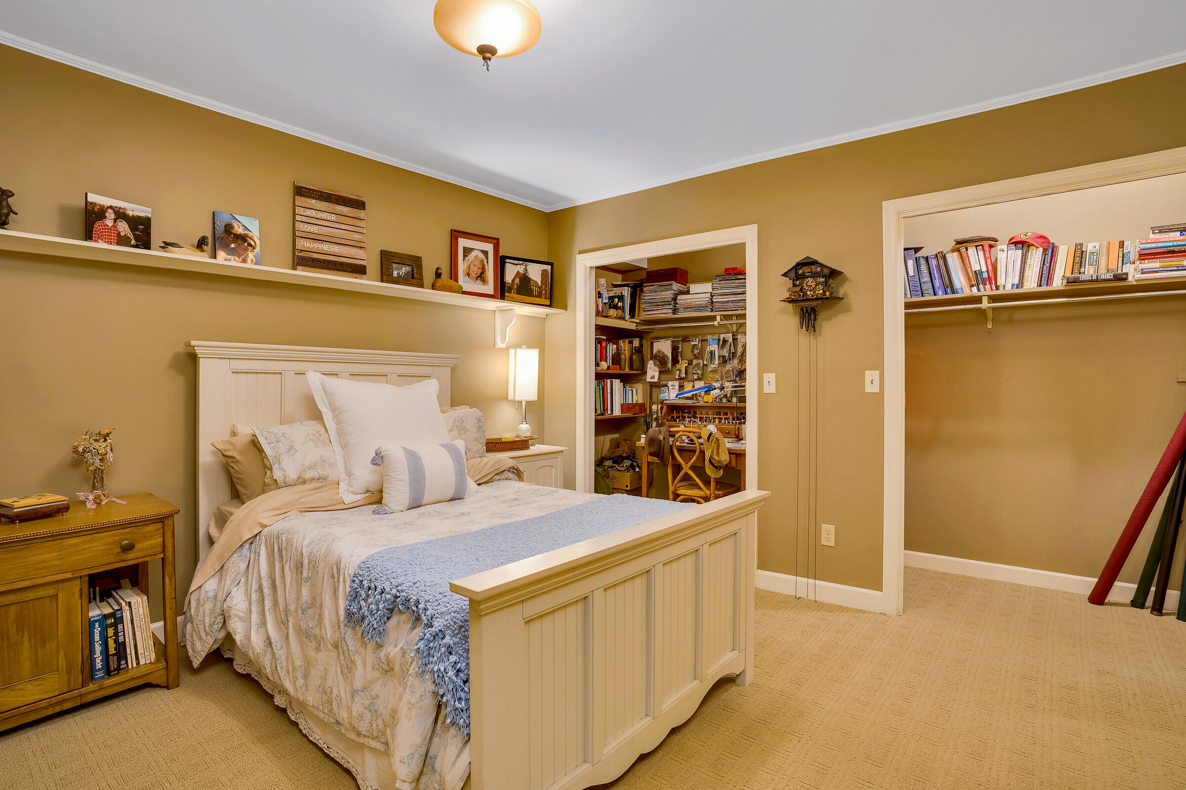 1032 River Hills Circle
