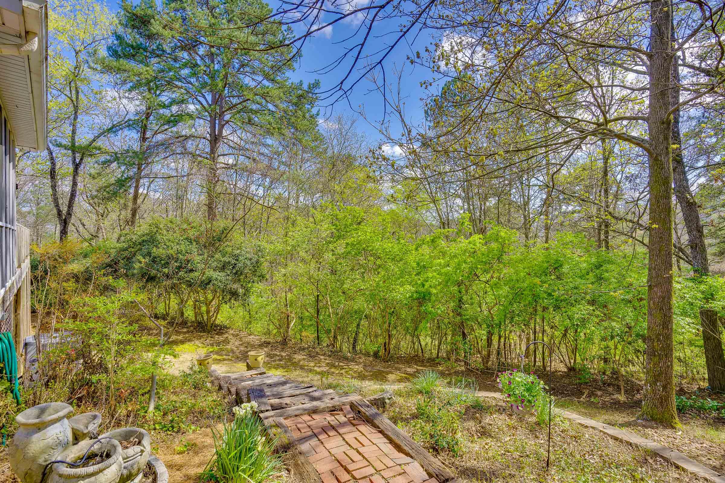 1032 River Hills Circle