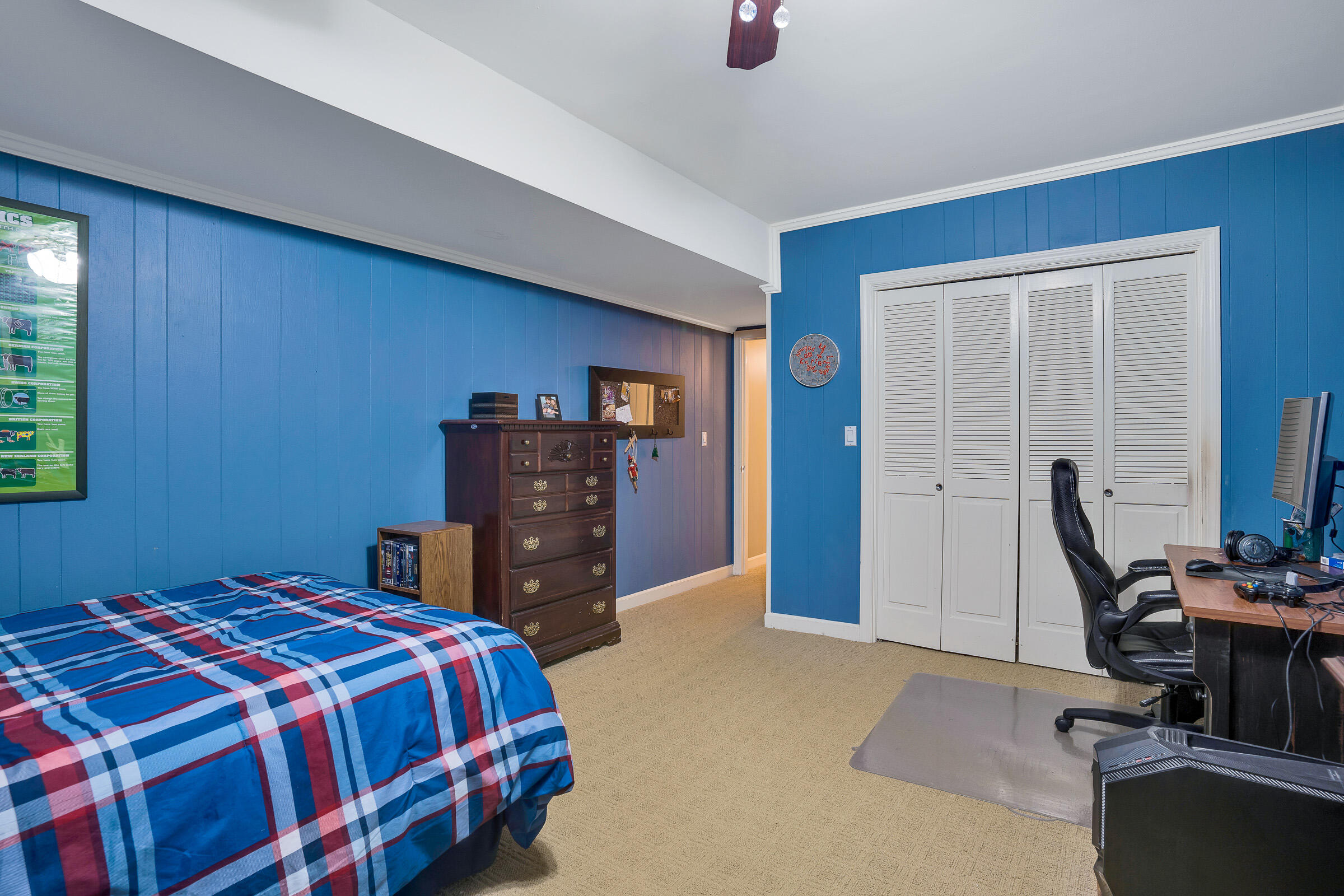 1032 River Hills Circle