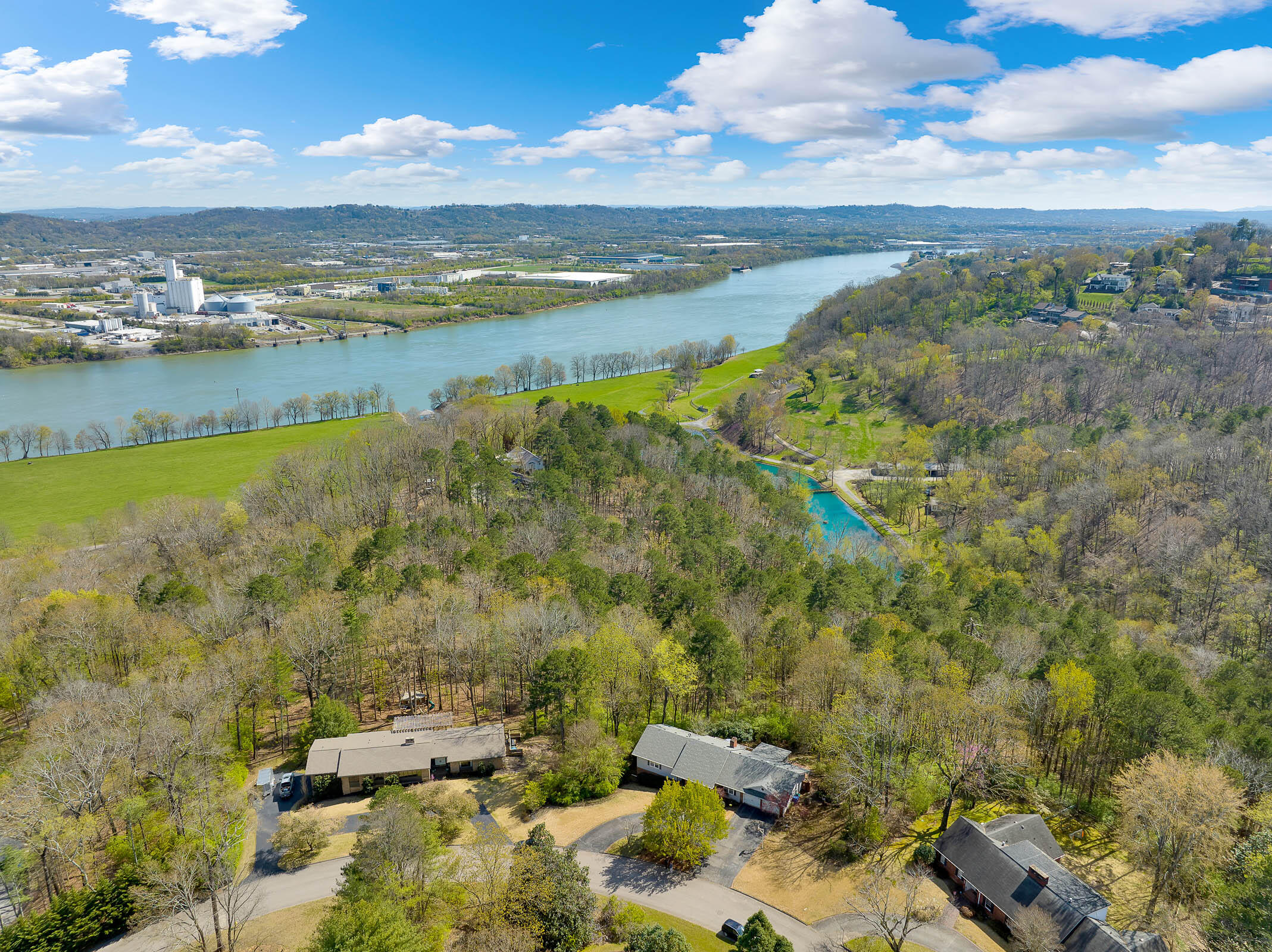 1032 River Hills Circle