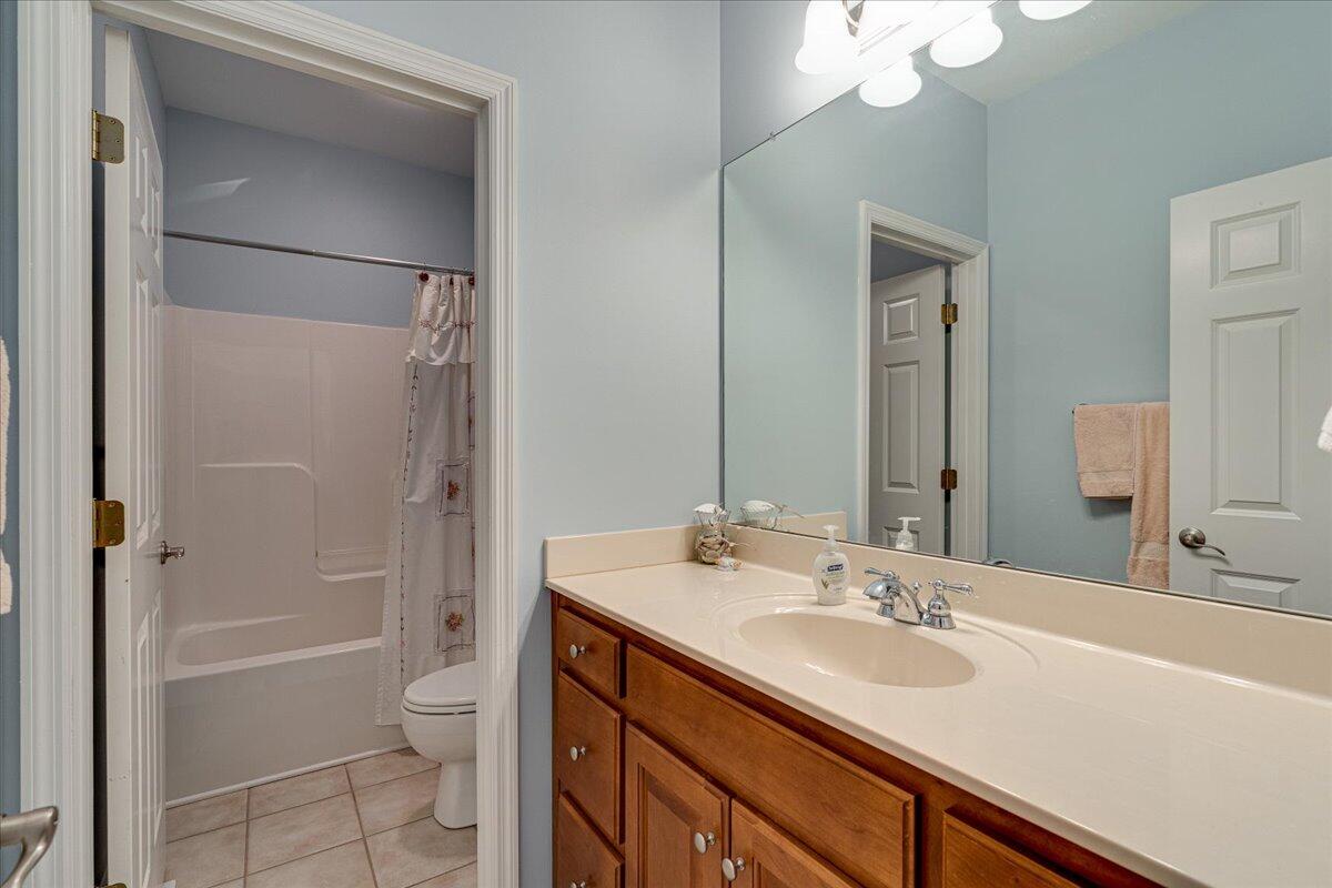 6878 Manassas Gap Lane, 103