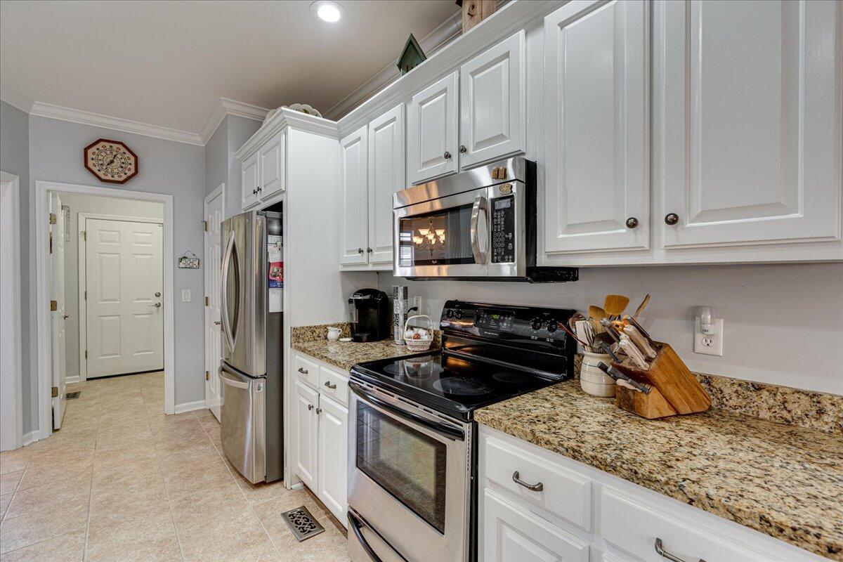 6878 Manassas Gap Lane, 103