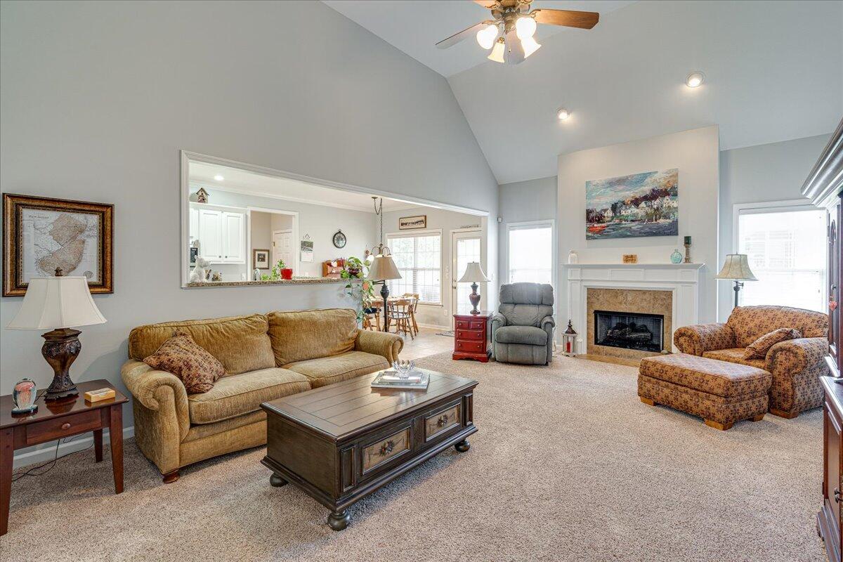 6878 Manassas Gap Lane, 103