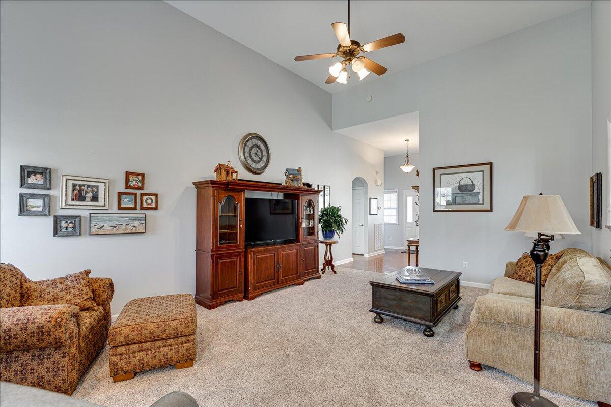 6878 Manassas Gap Lane, 103