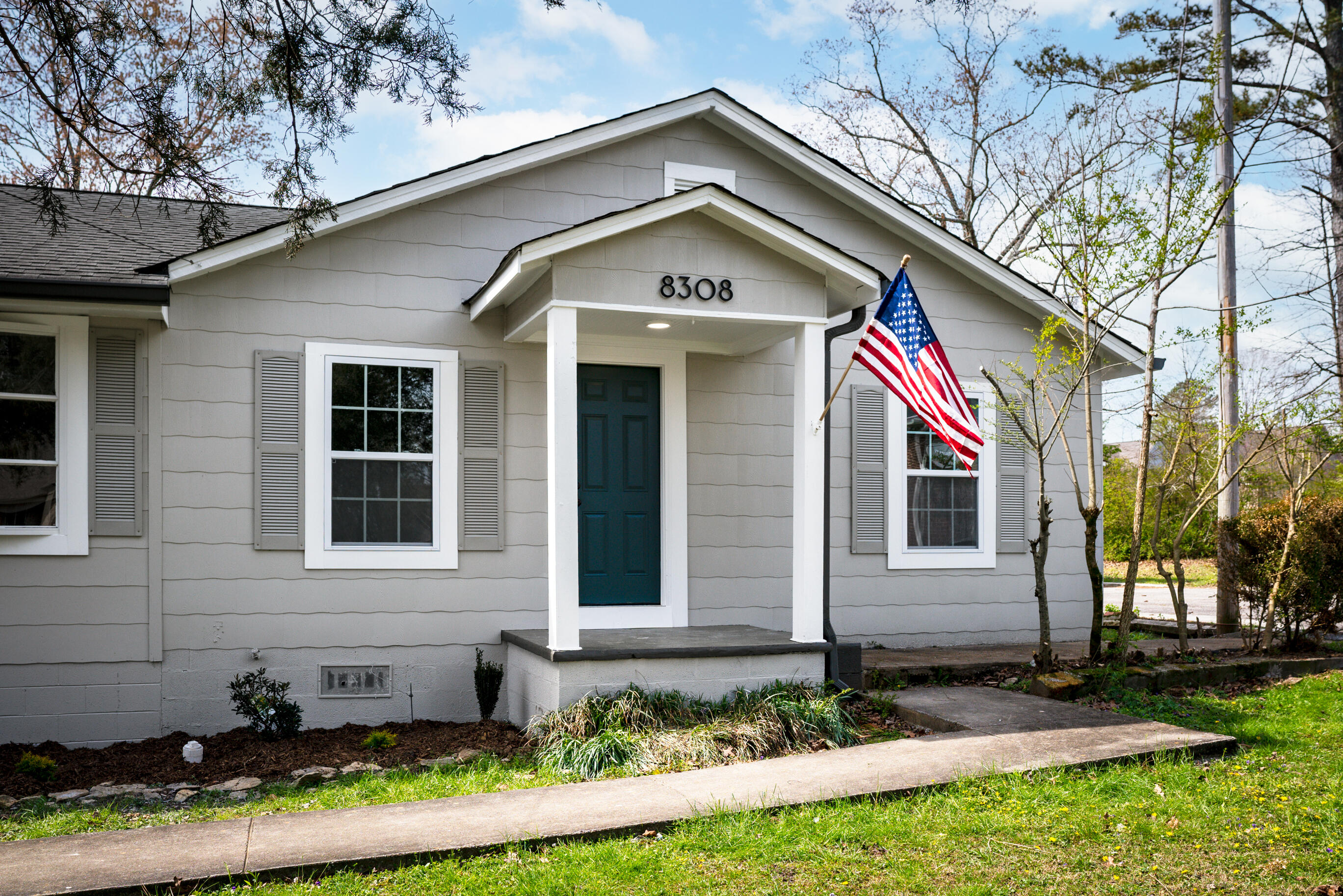 8304 Igou Gap Road