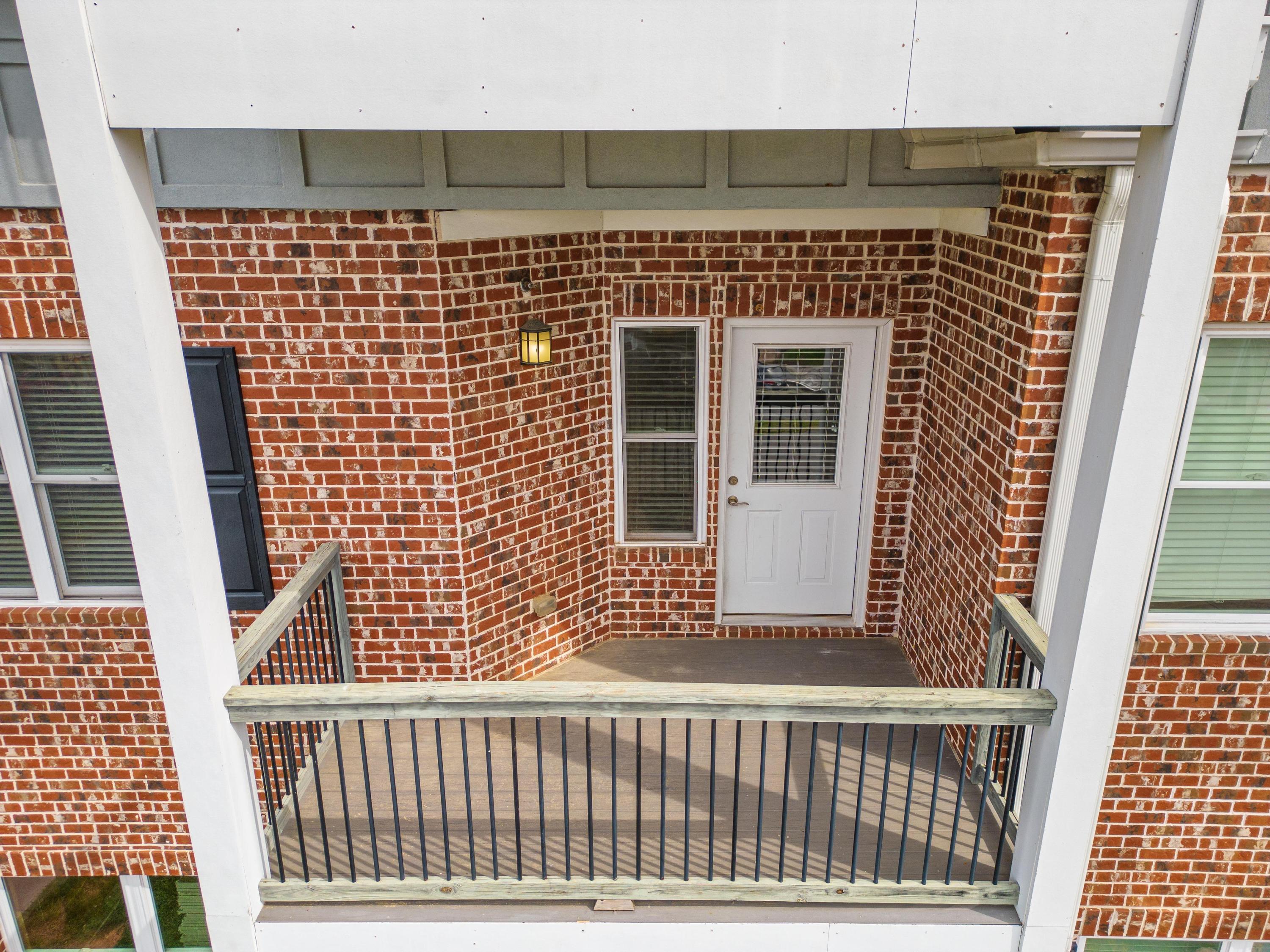 207 Delmont Street, 215