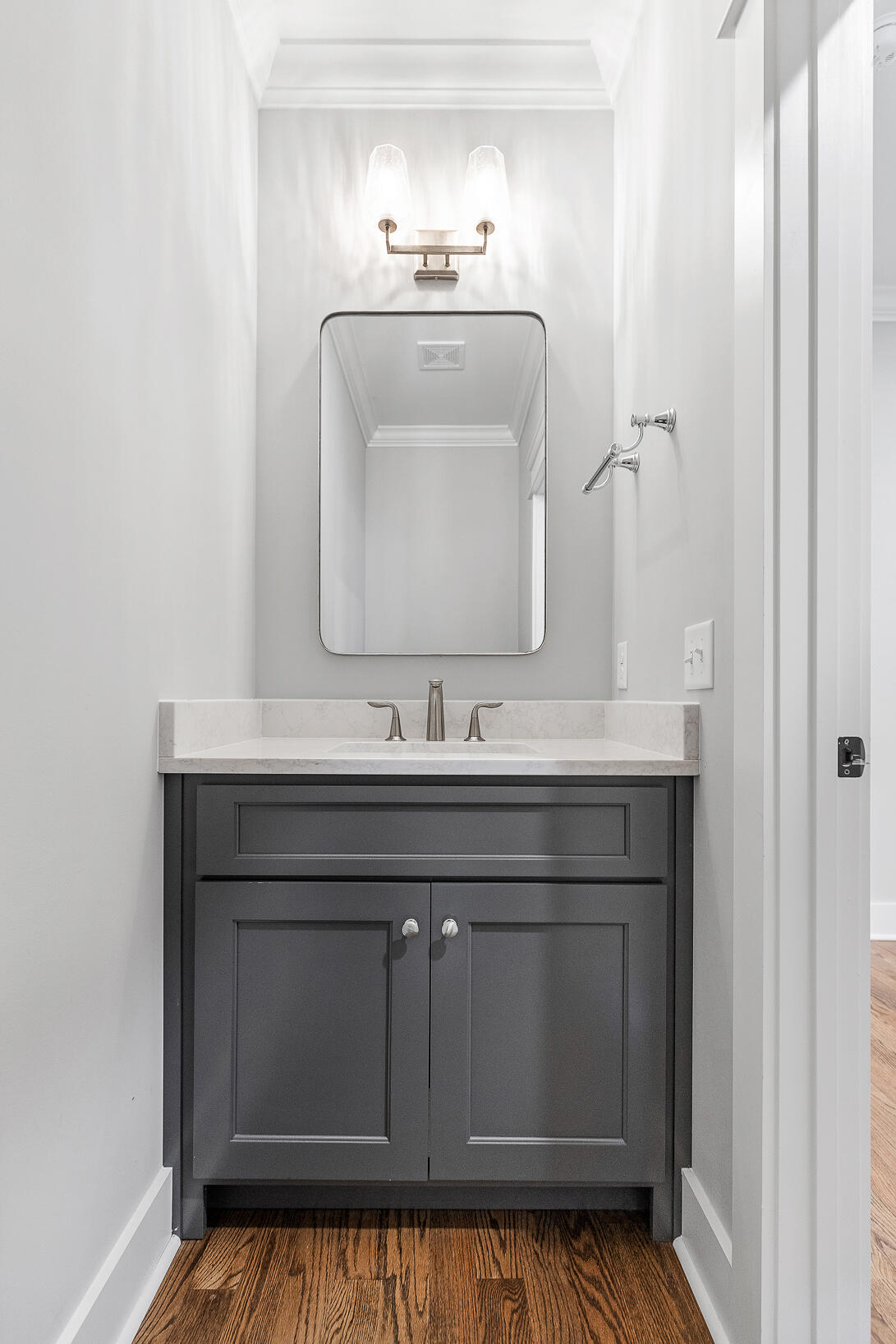 4093 Barnsley Loop