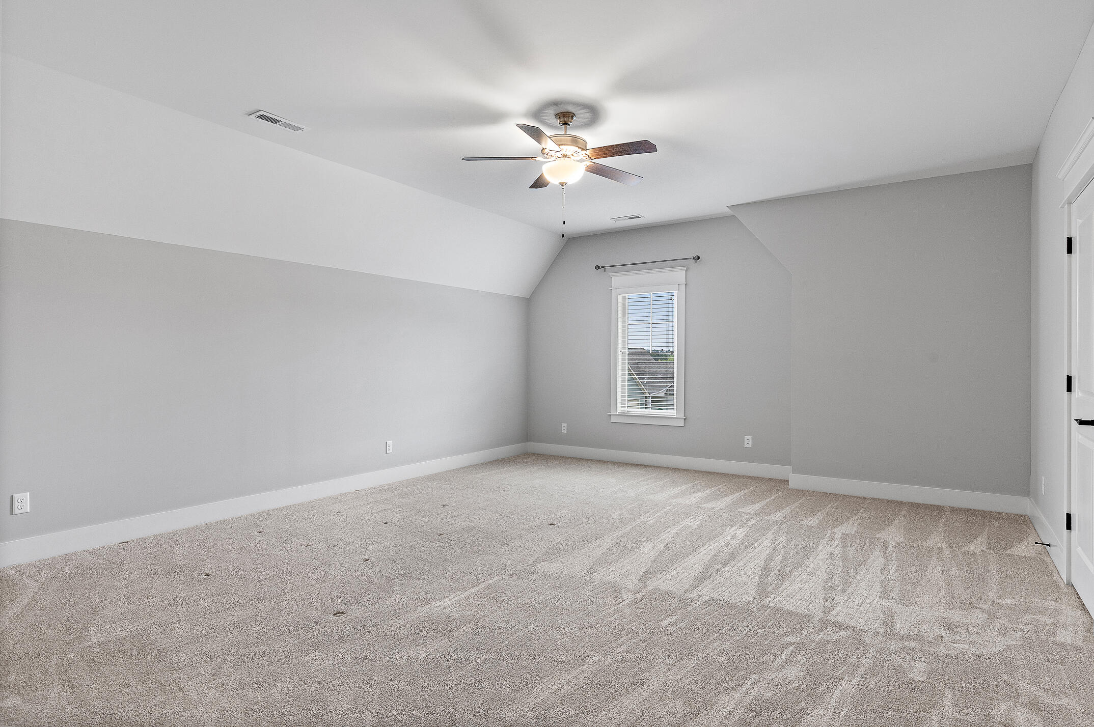 4093 Barnsley Loop