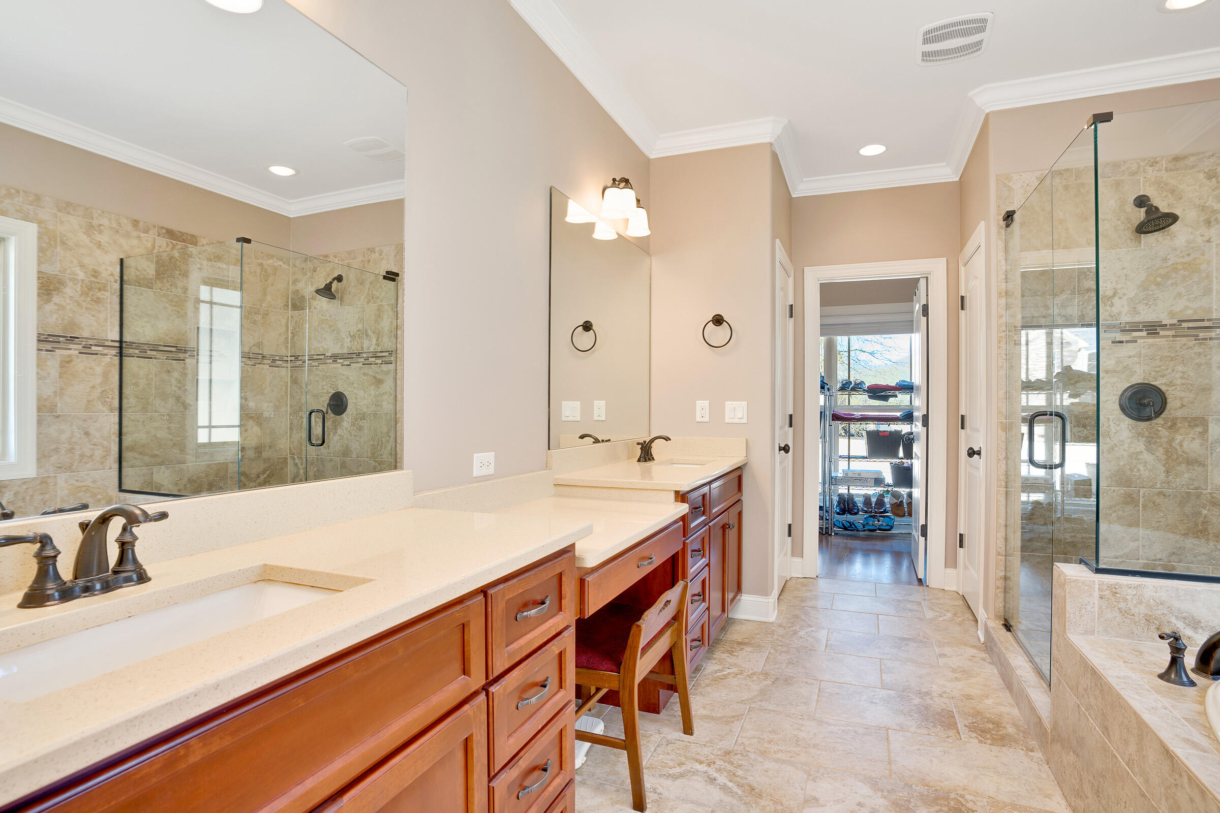 1018 Stone Ledge Lane, 11