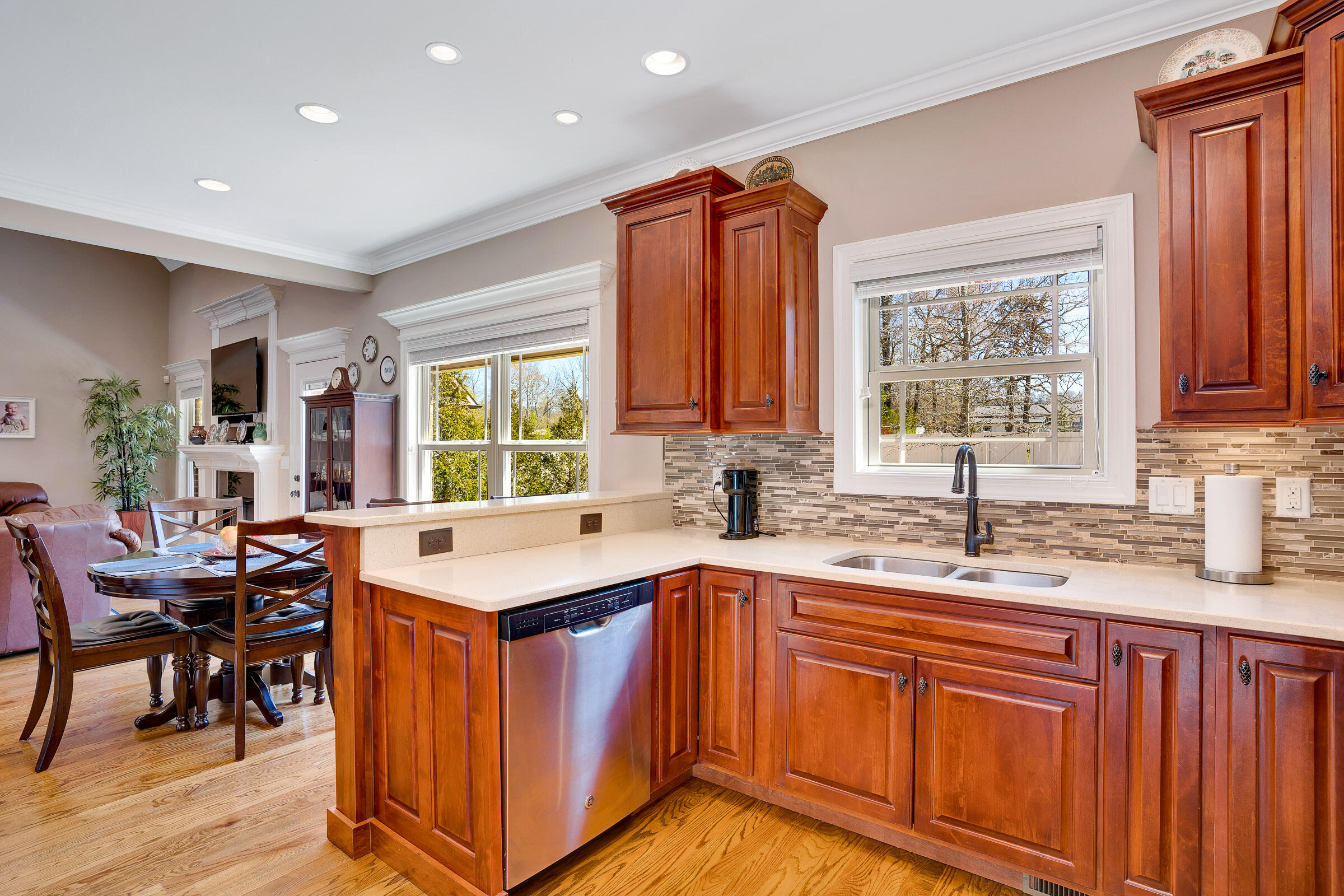 1018 Stone Ledge Lane, 11
