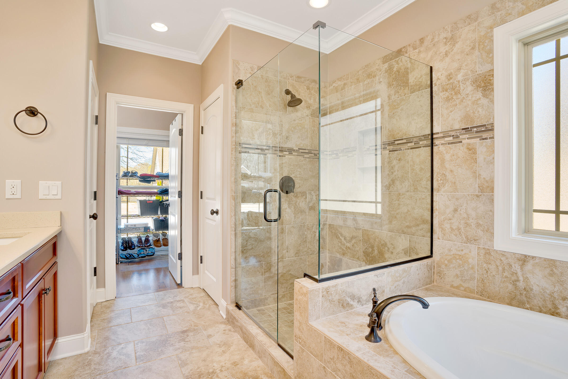 1018 Stone Ledge Lane, 11
