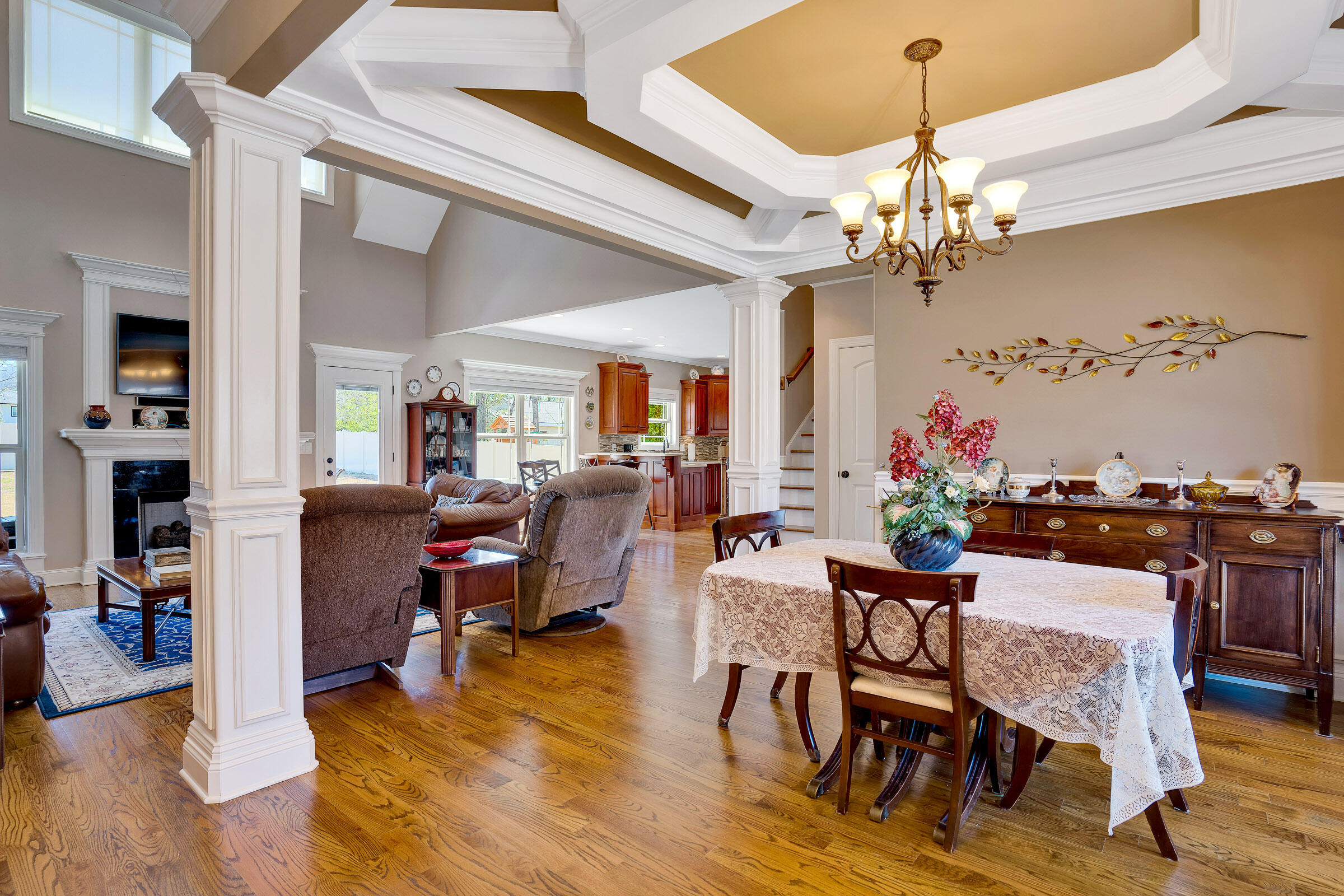 1018 Stone Ledge Lane, 11