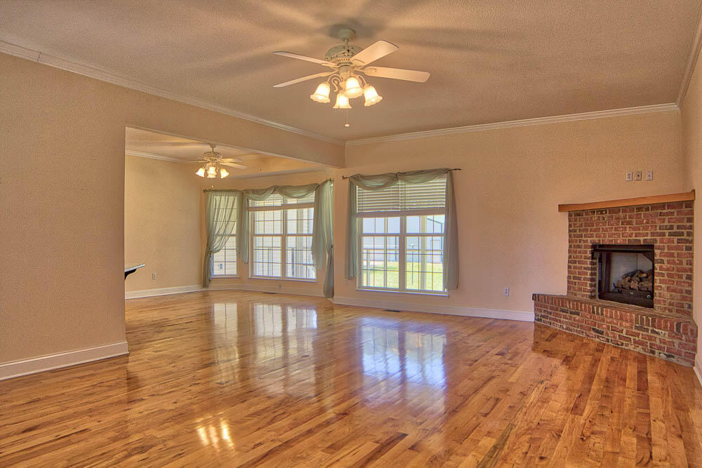 15511 Iles Road