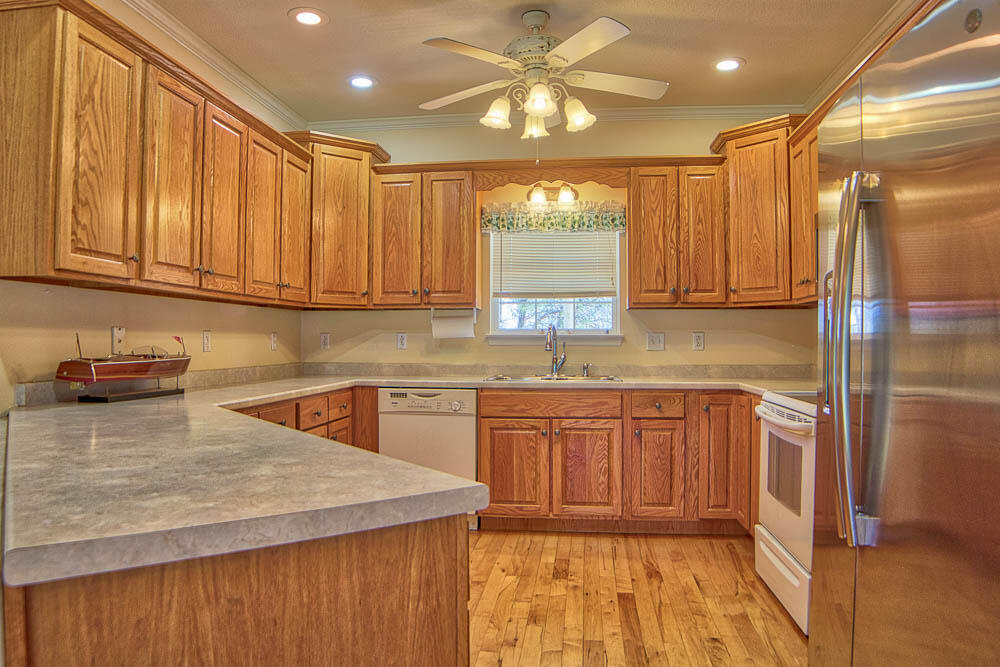 15511 Iles Road