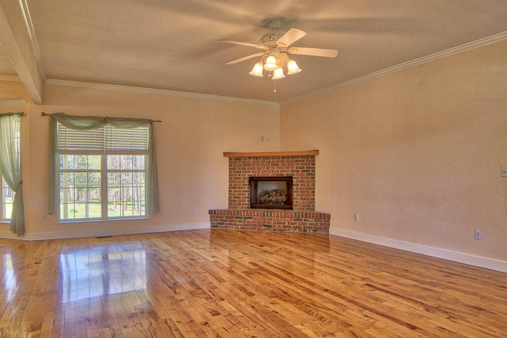 15511 Iles Road