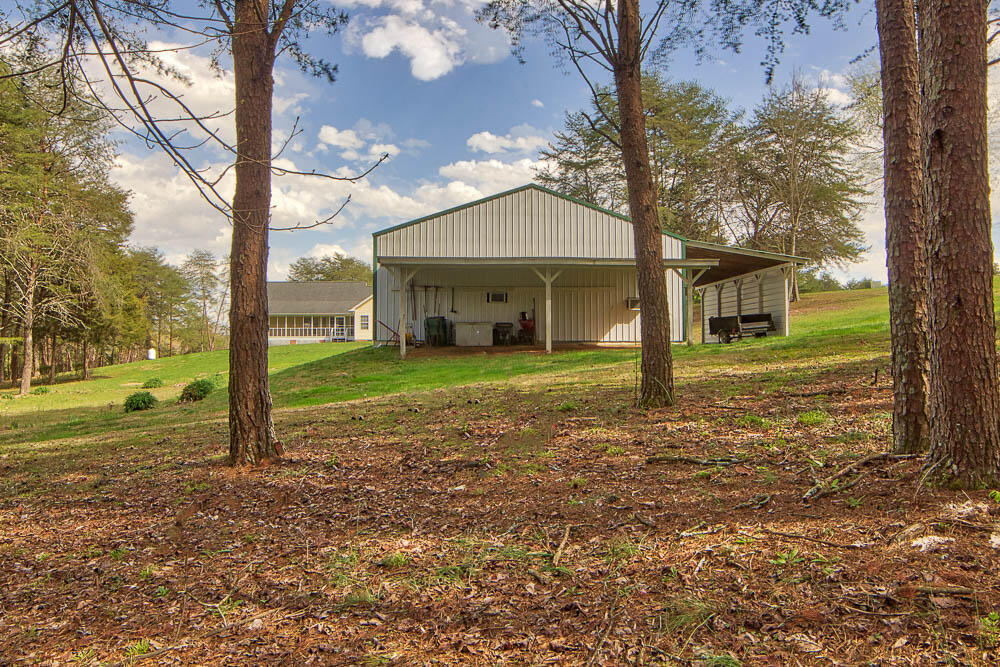 15511 Iles Road